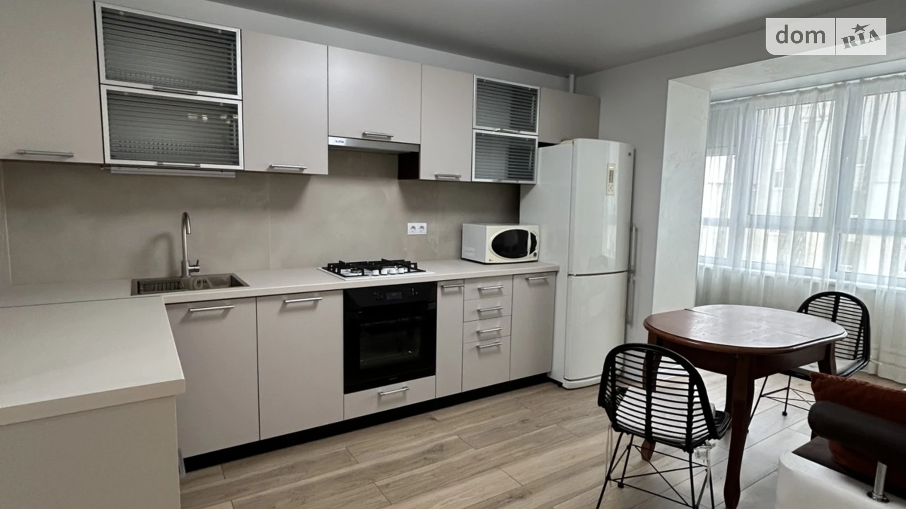 Сдается в аренду 1-комнатная квартира 47 кв. м в Хмельницком, просп. Мира, 94/1В - фото 2