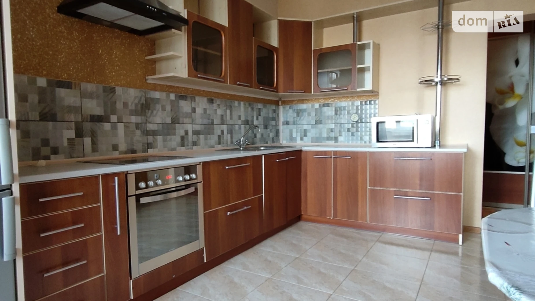 Сдается в аренду 2-комнатная квартира 76 кв. м в Хмельницком, ул. Проскуровская, 45 - фото 2