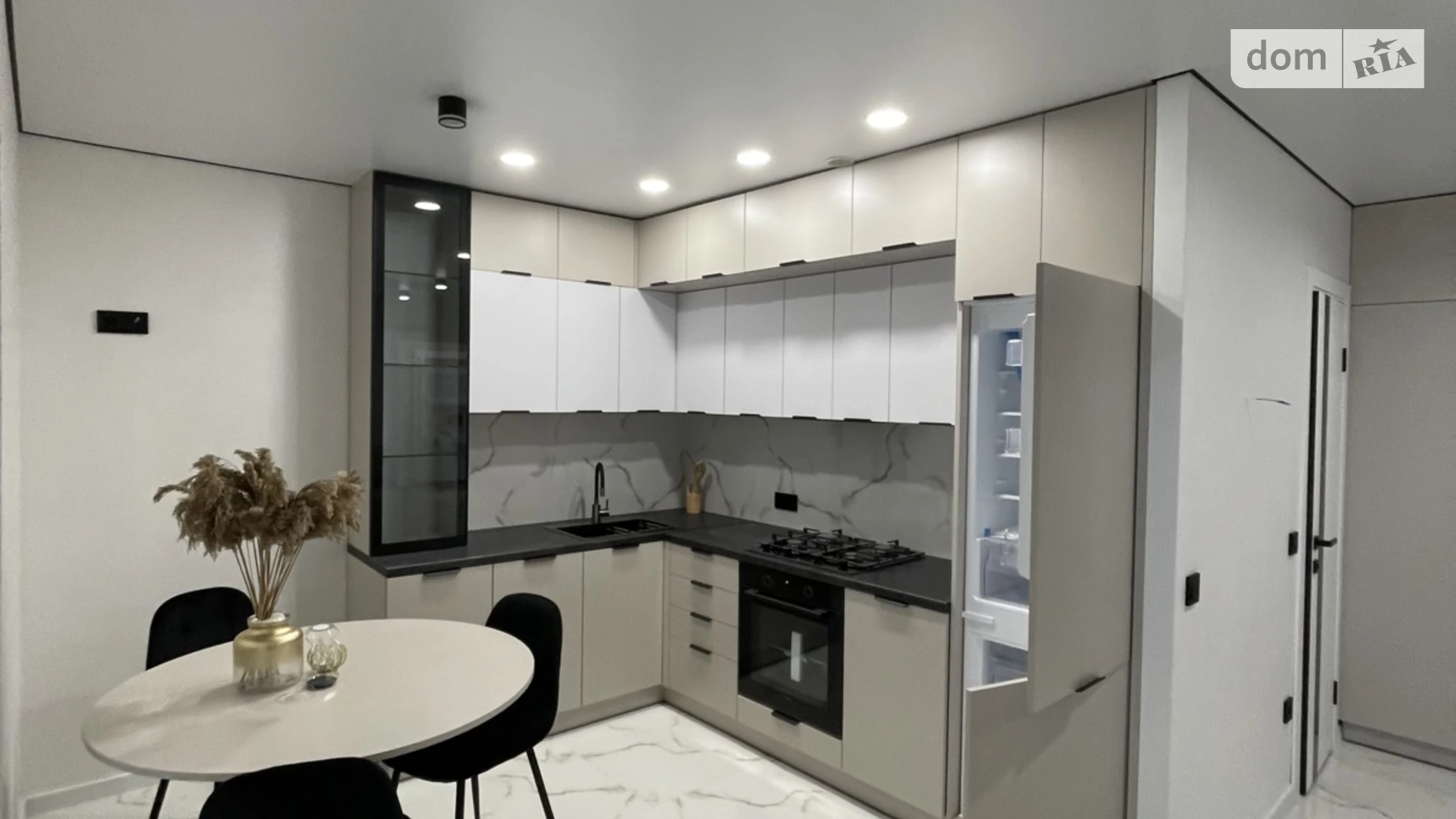 2-комнатная квартира 62 кв. м в Тернополе, ул. Киевская, 9Д - фото 5