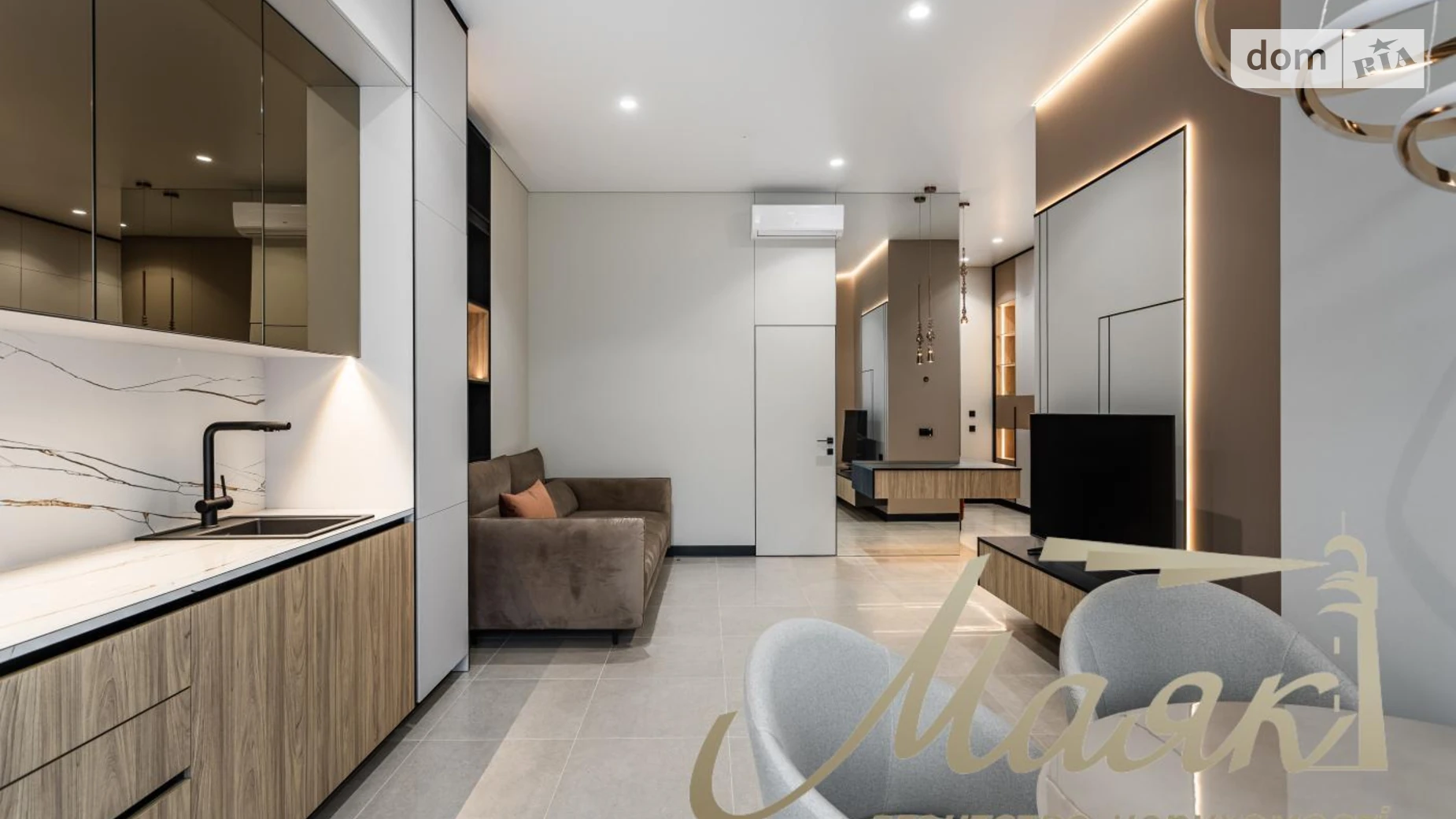 Продается 1-комнатная квартира 72 кв. м в Киеве, ул. Садово-Ботаническая(Тимирязевская), 46 - фото 4