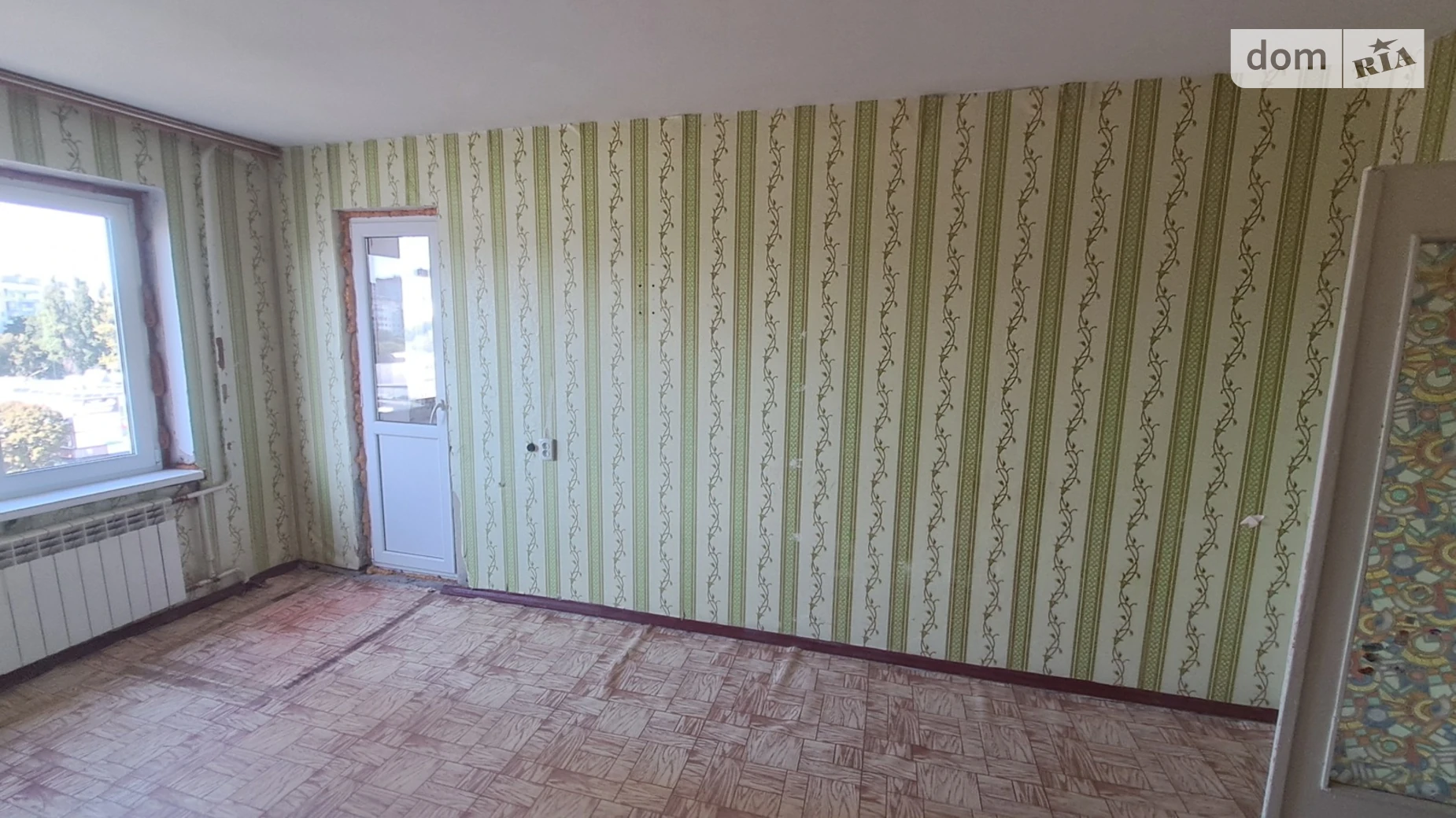 Продается 3-комнатная квартира 64 кв. м в Чернигове, ул. Всехсвятская, 8 - фото 3