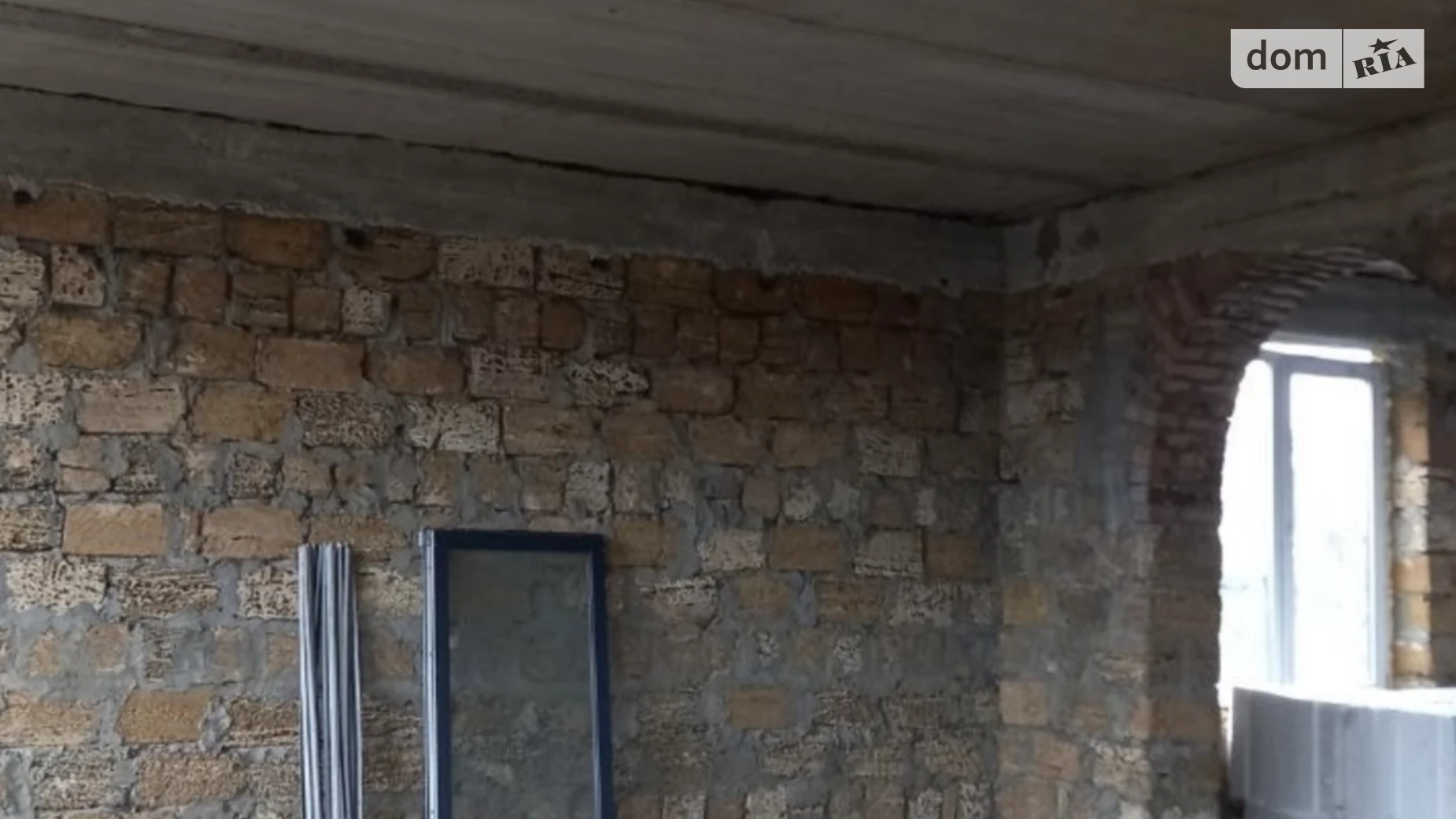 Продается дом на 2 этажа 170 кв. м с камином, цена: 58500 $ - фото 4