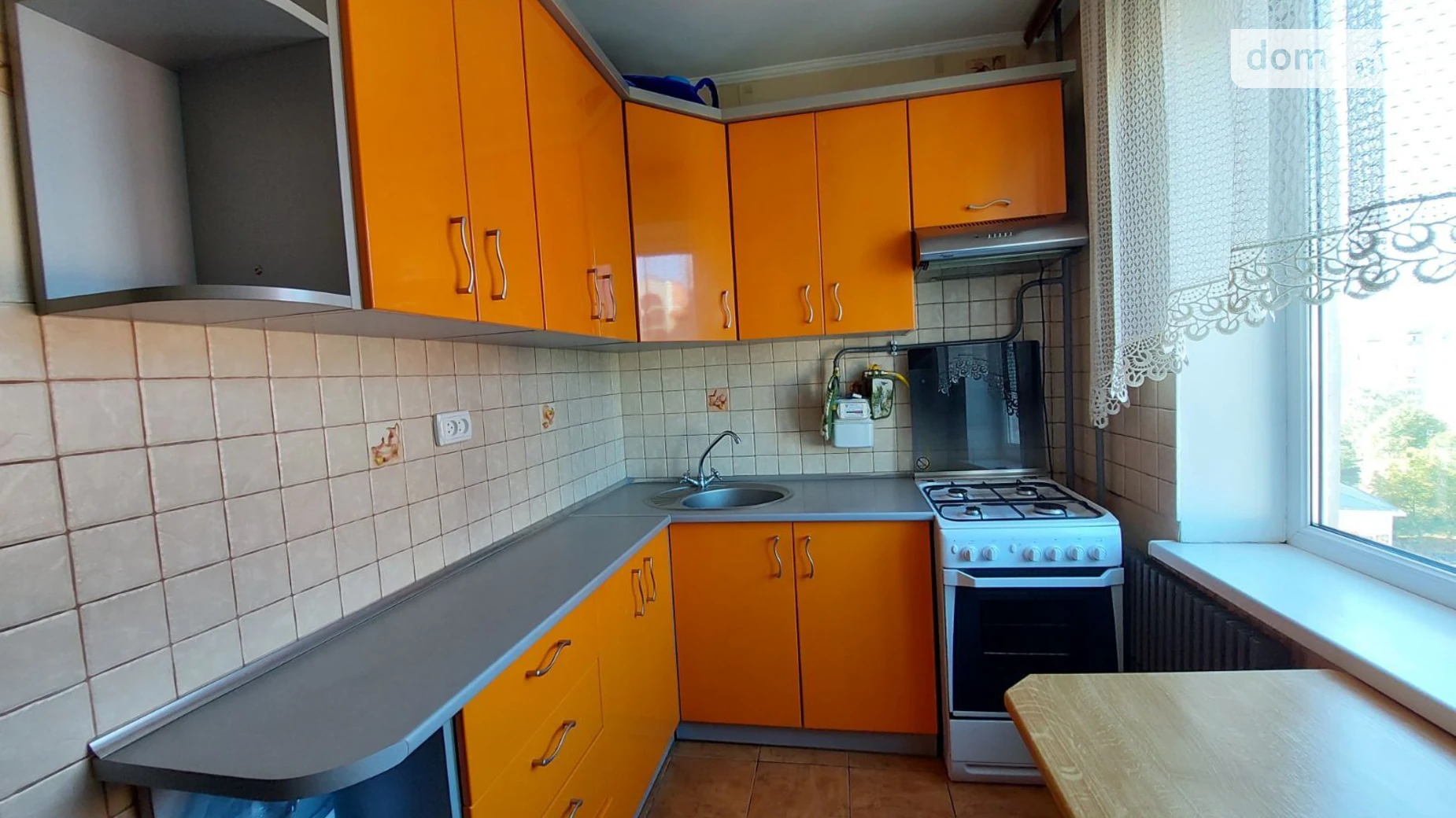 1-комнатная квартира 34 кв. м в Тернополе, бул. Просвещения, 10 - фото 2