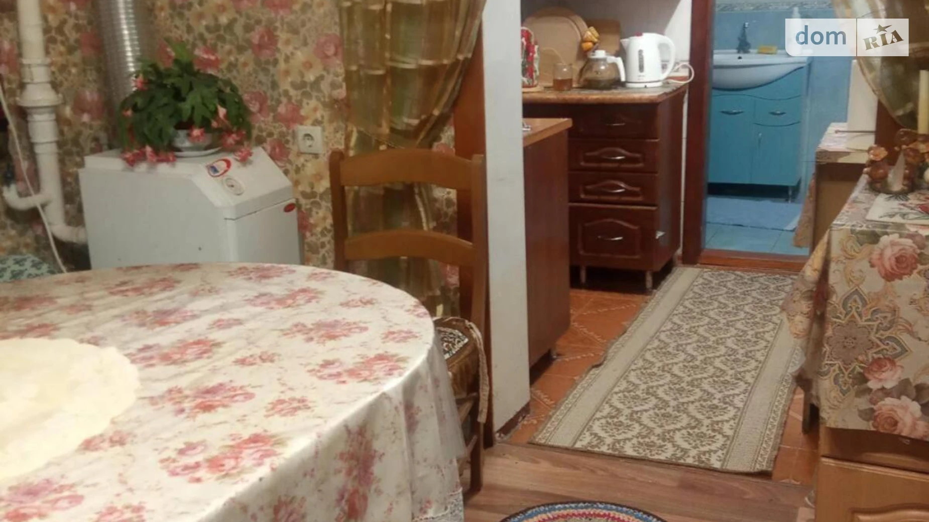Продается дом на 2 этажа 202.7 кв. м с садом, цена: 108000 $ - фото 4