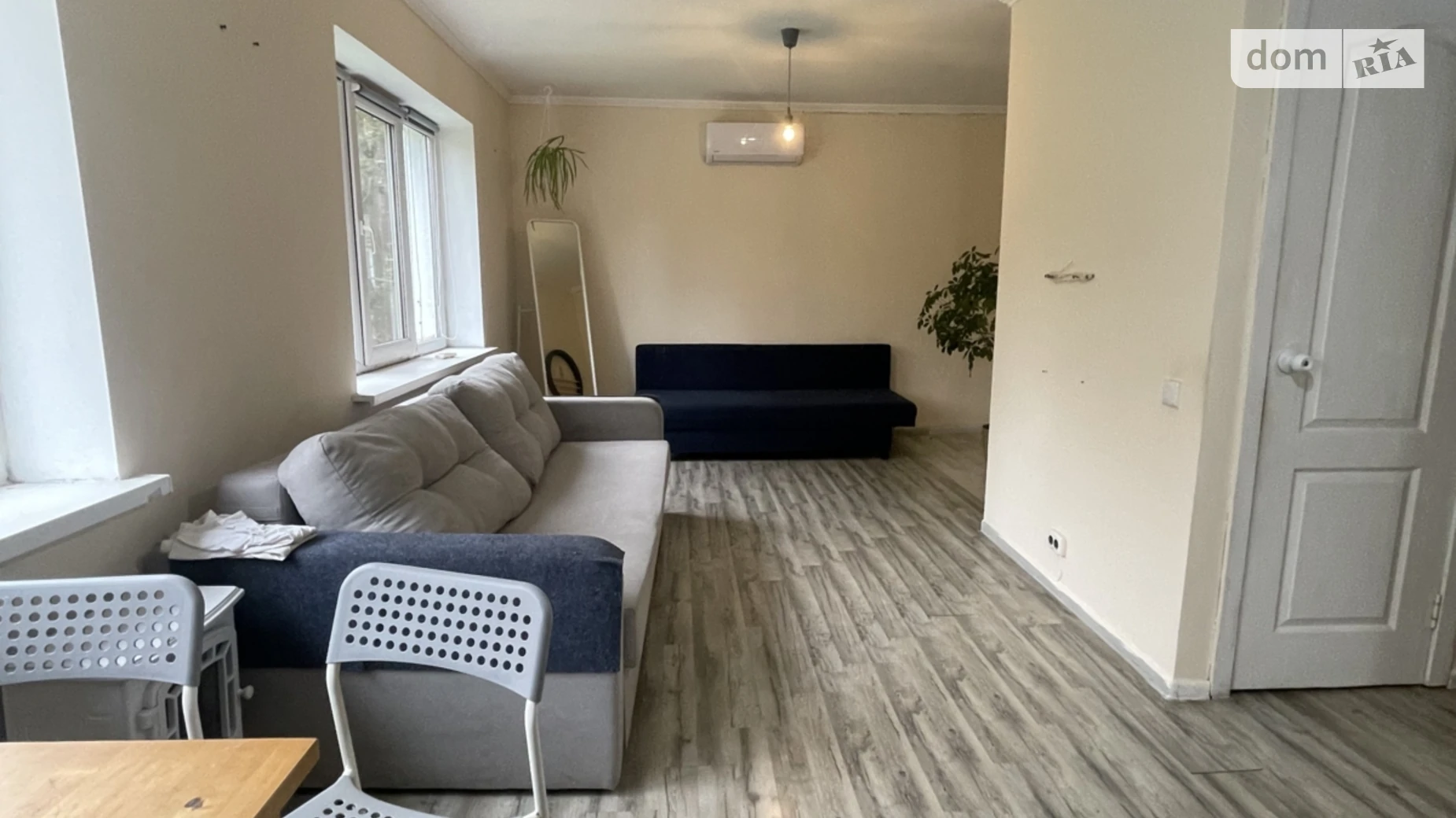 Продается 2-комнатная квартира 49 кв. м в Ужгороде, просп. Свободы, 42 - фото 2