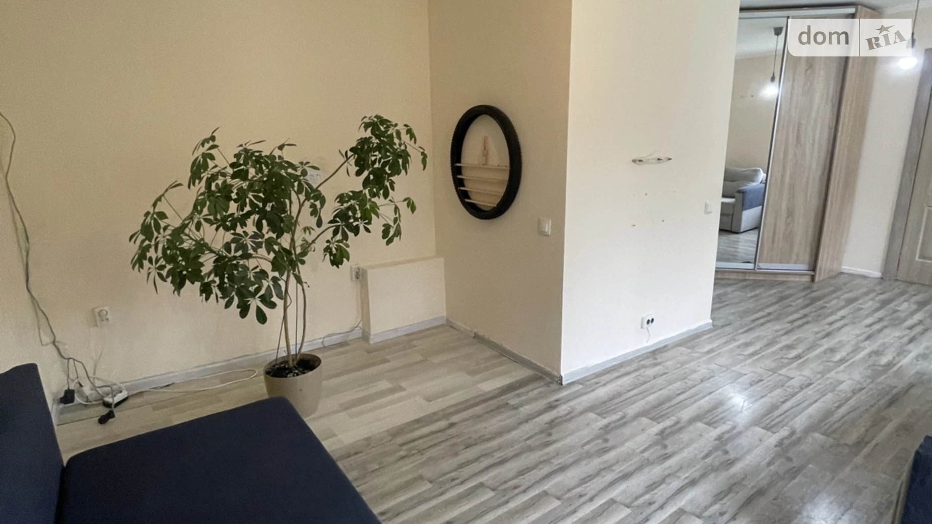 Продается 2-комнатная квартира 49 кв. м в Ужгороде, просп. Свободы, 42 - фото 3