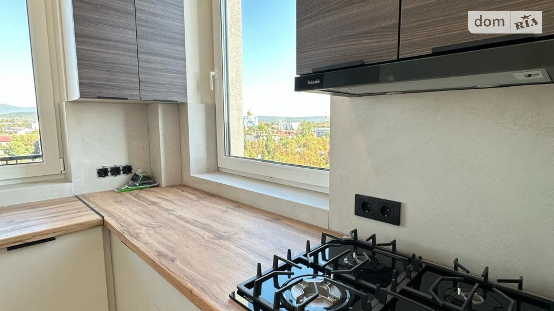 Продается 1-комнатная квартира 55 кв. м в Ужгороде, ул. Иштвана Сечени - фото 3