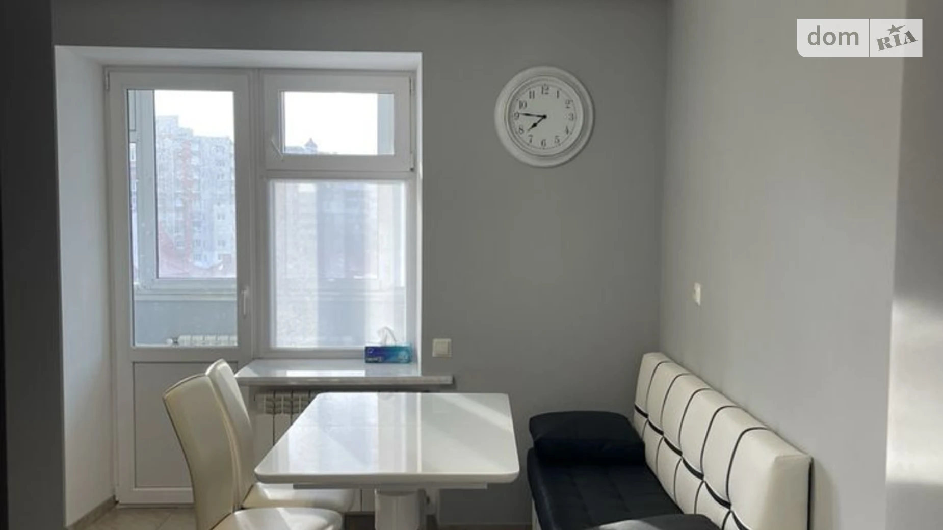 1-комнатная квартира 48 кв. м в Тернополе, ул. Вербицкого Михаила - фото 3