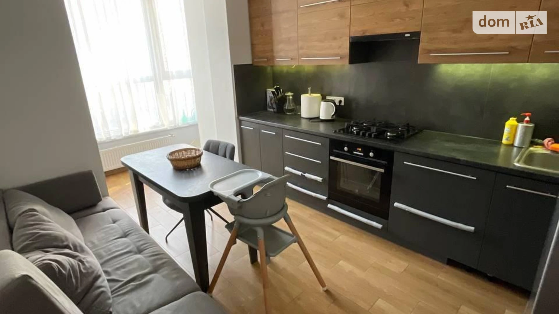 Продается 1-комнатная квартира 42.9 кв. м в Львове, ул. Хмельницкого Богдана - фото 2