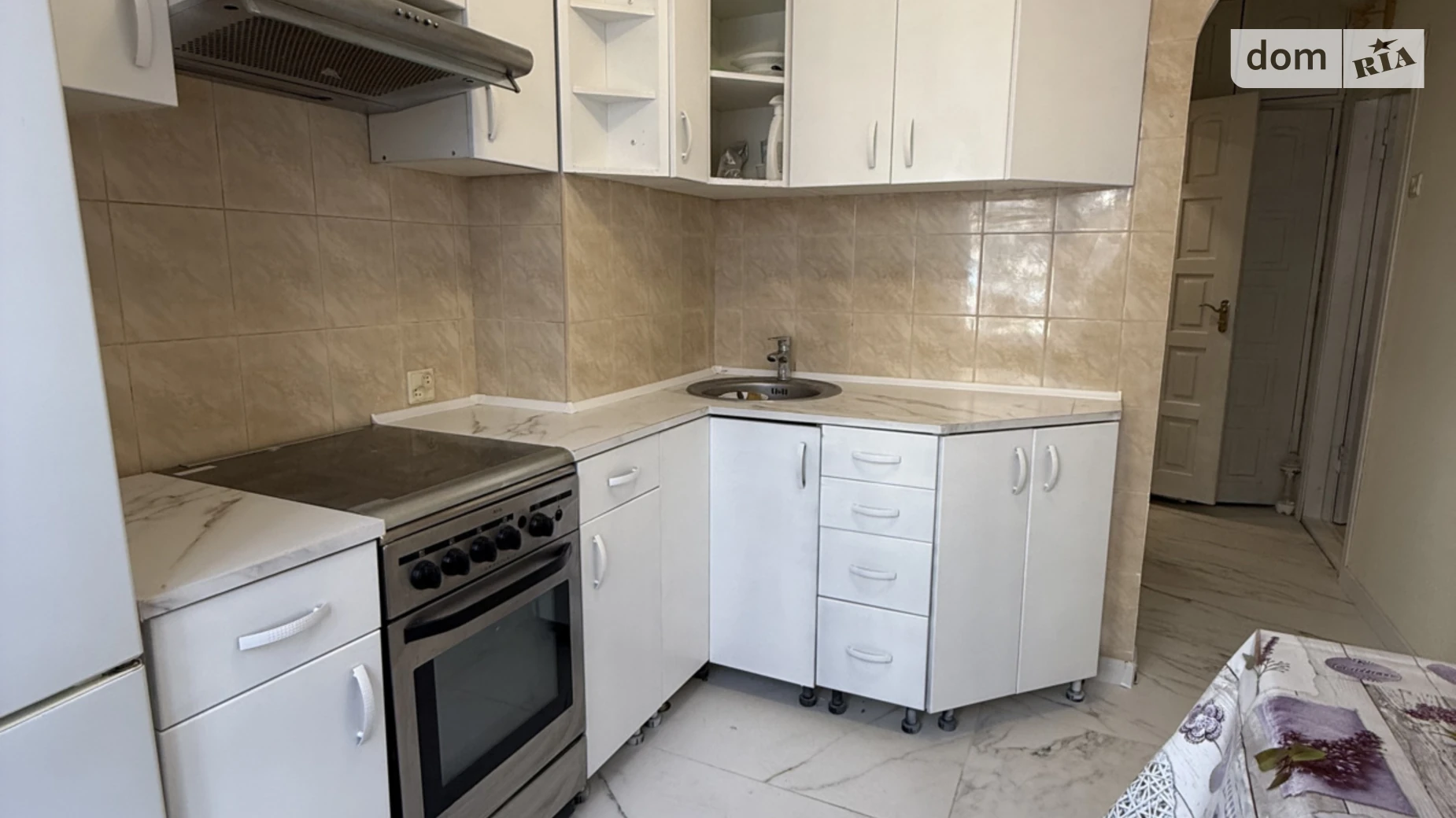 Продается 2-комнатная квартира 49 кв. м в Одессе, ул. Академика Заболотного - фото 3