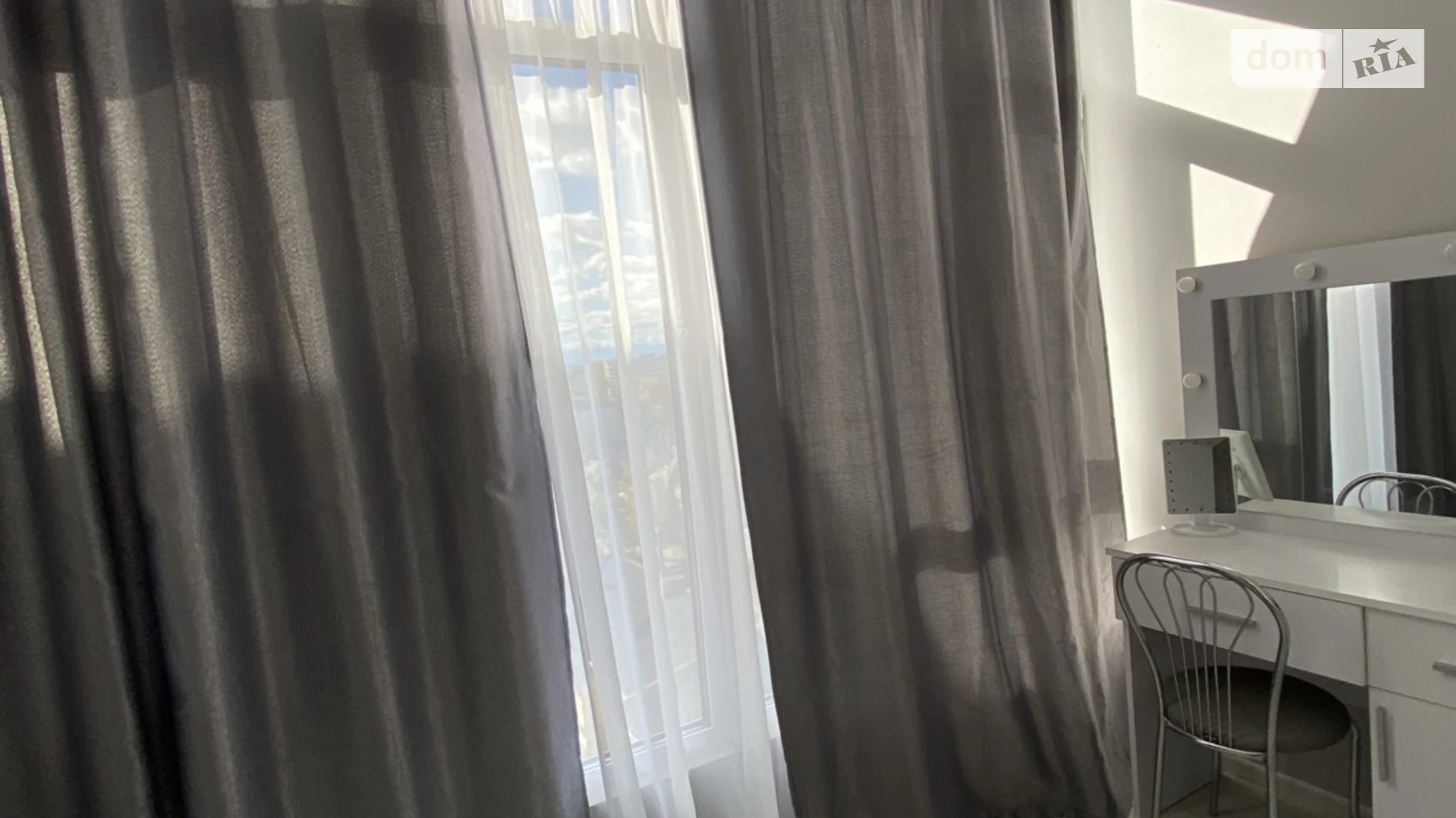 Продается 1-комнатная квартира 46.8 кв. м в Ивано-Франковске, ул. Волошина Августина, 2А - фото 4