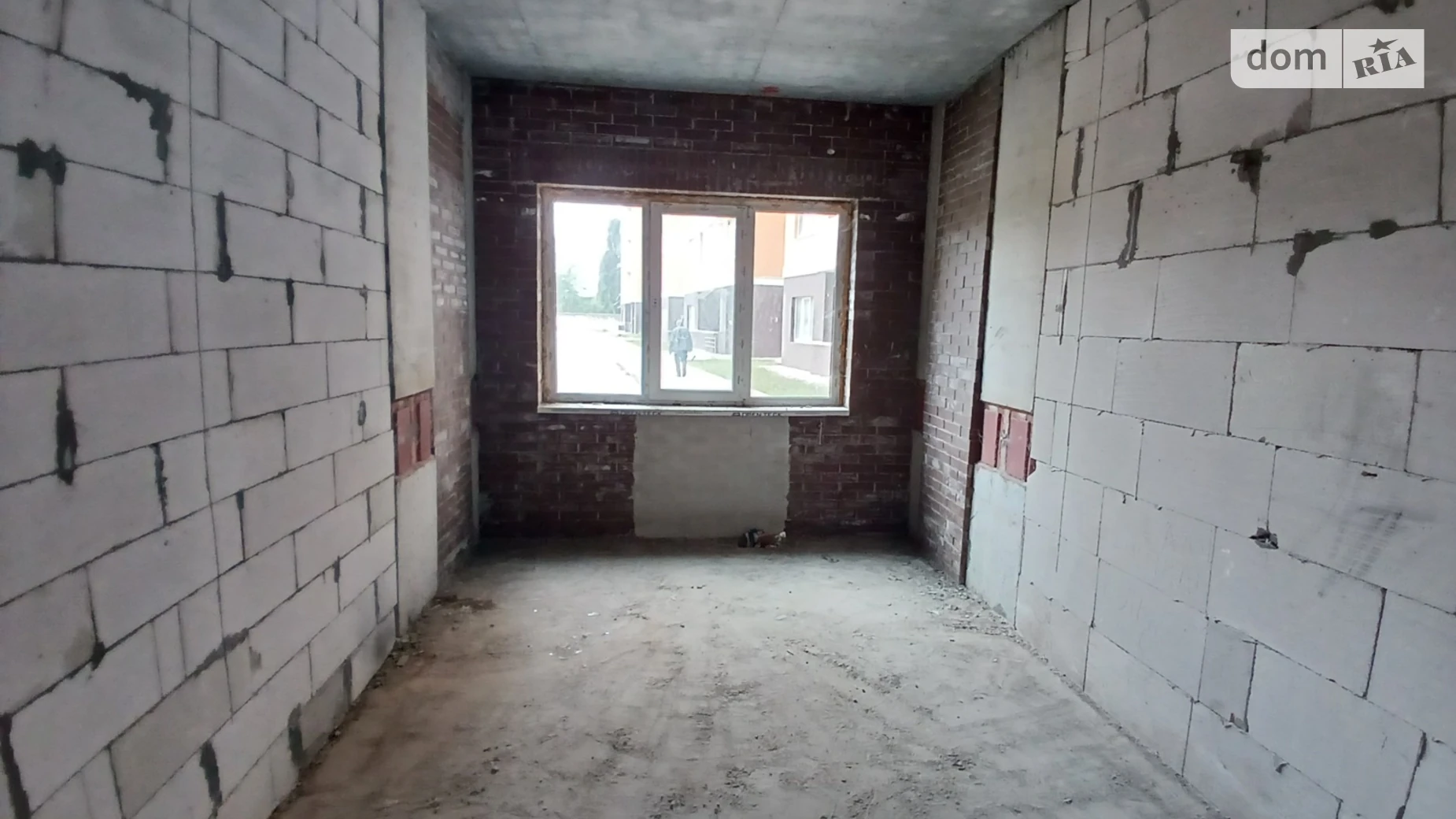 Продается 1-комнатная квартира 40 кв. м в Киеве, ул. Бориспольская, 19 - фото 2