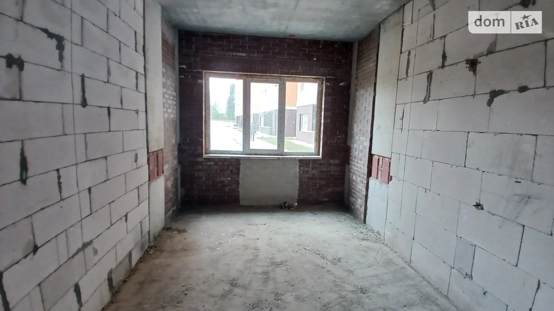 Продается 1-комнатная квартира 40 кв. м в Киеве, ул. Бориспольская, 19 - фото 3