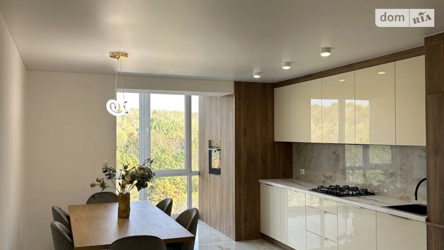 3-комнатная квартира 100 кв. м в Тернополе, ул. Львовская - фото 4