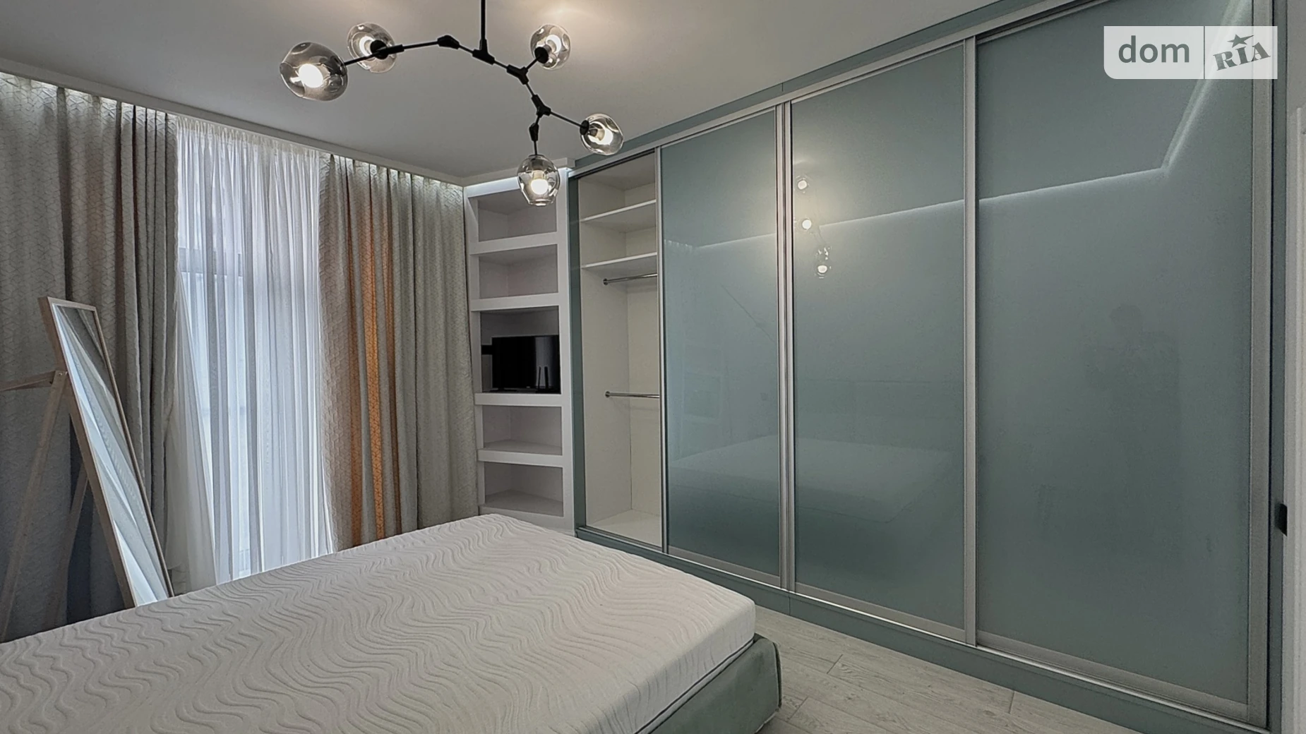 Сдается в аренду 1-комнатная квартира 82 кв. м в Киеве, ул. Андрея Верхогляда(Драгомирова) - фото 4