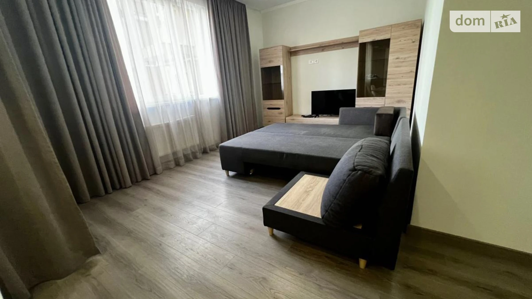 Продается 4-комнатная квартира 163 кв. м в Львове, пл. Князя Святослава, 5 - фото 4