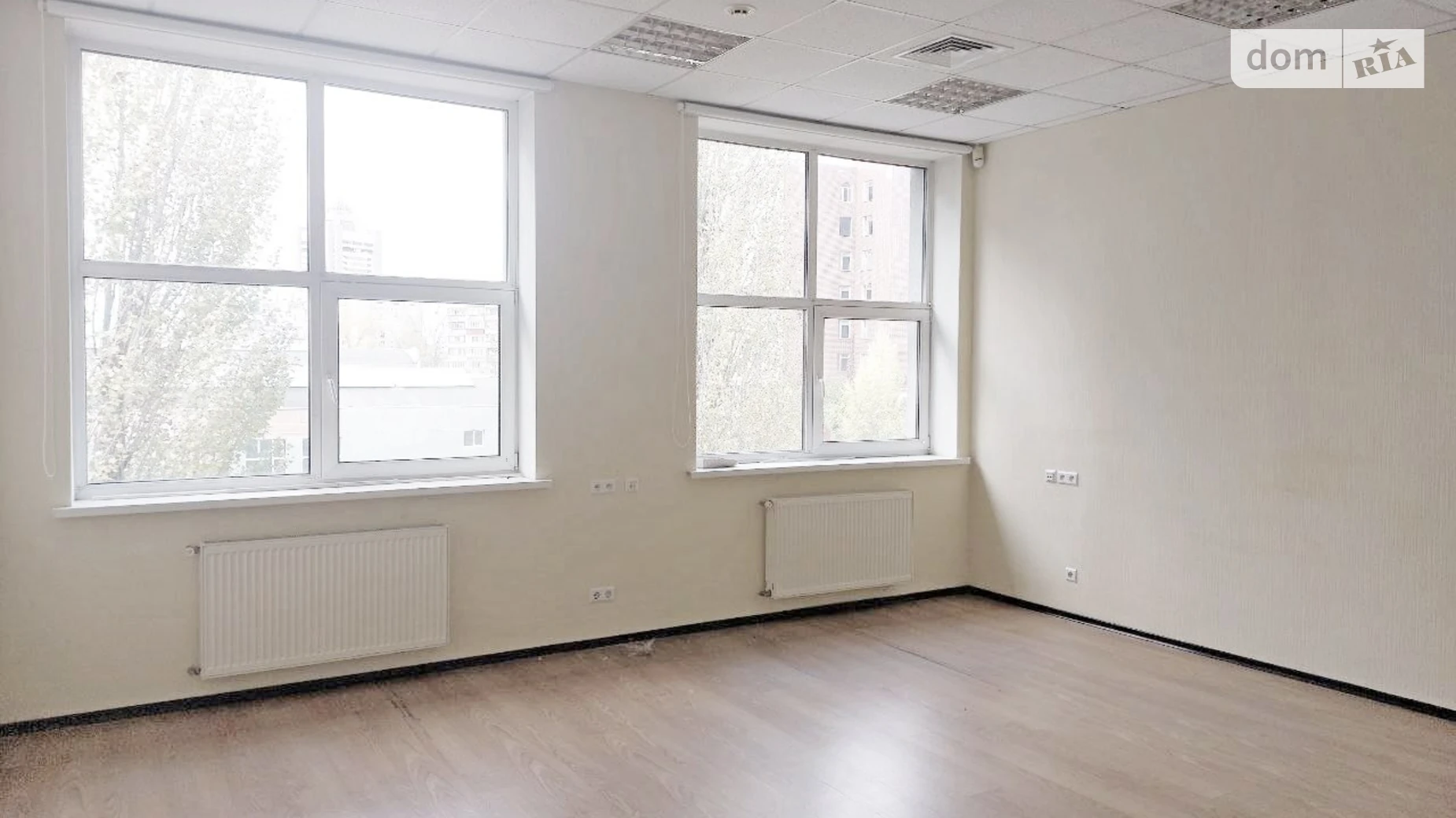 Сдается в аренду офис 46.2 кв. м в бизнес-центре, цена: 12480 грн - фото 2