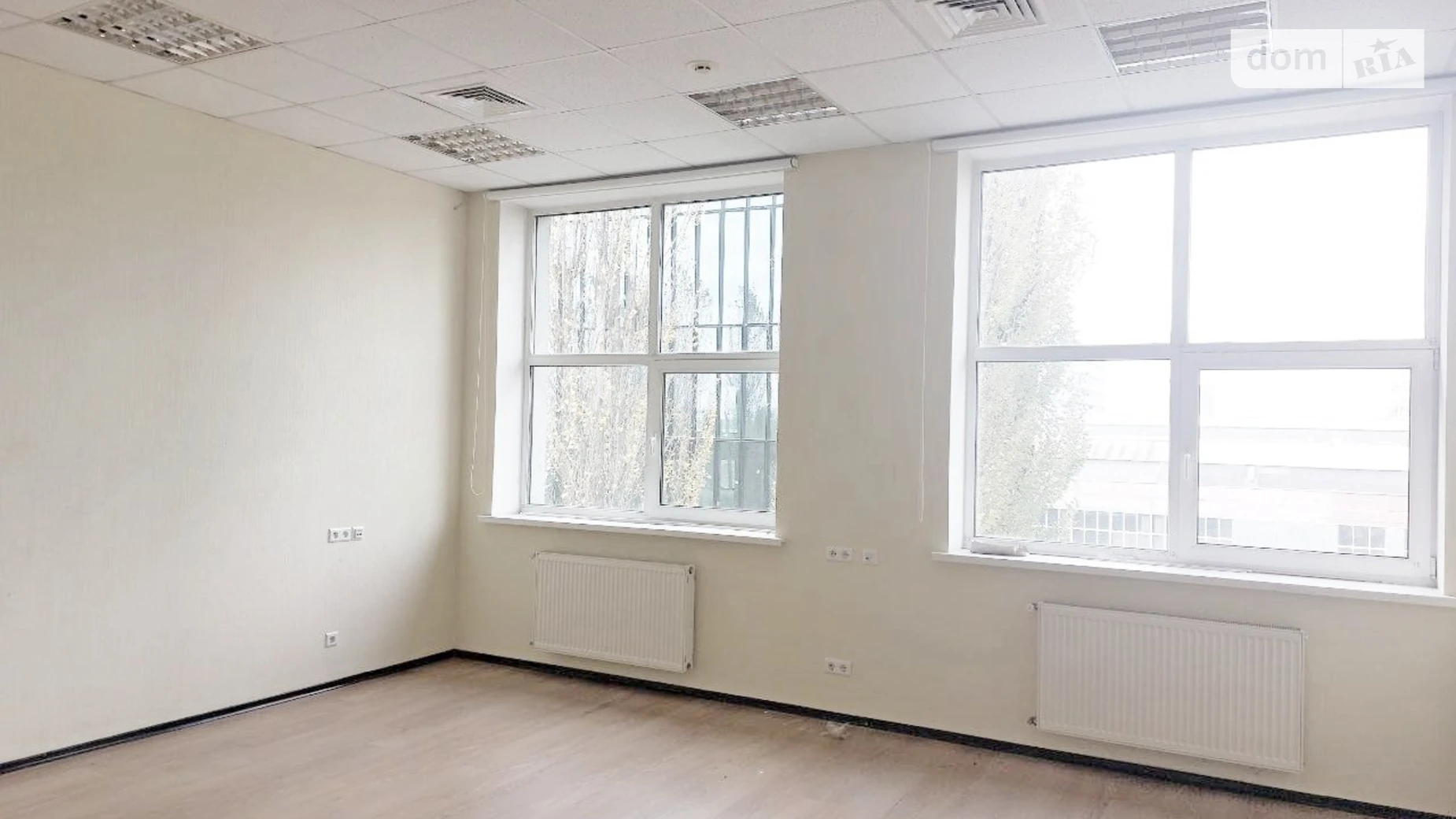 Сдается в аренду офис 46.2 кв. м в бизнес-центре, цена: 12480 грн - фото 3