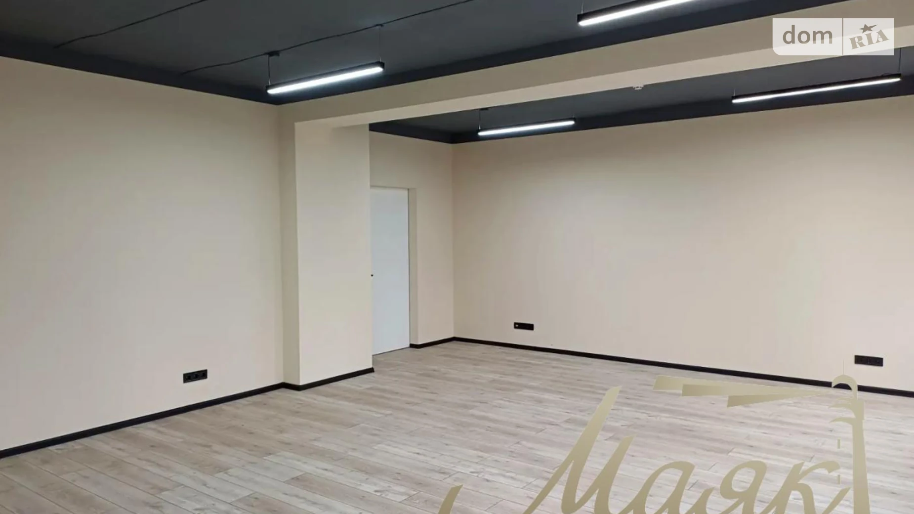 Сдается в аренду офис 606 кв. м в бизнес-центре, цена: 5300 $ - фото 3