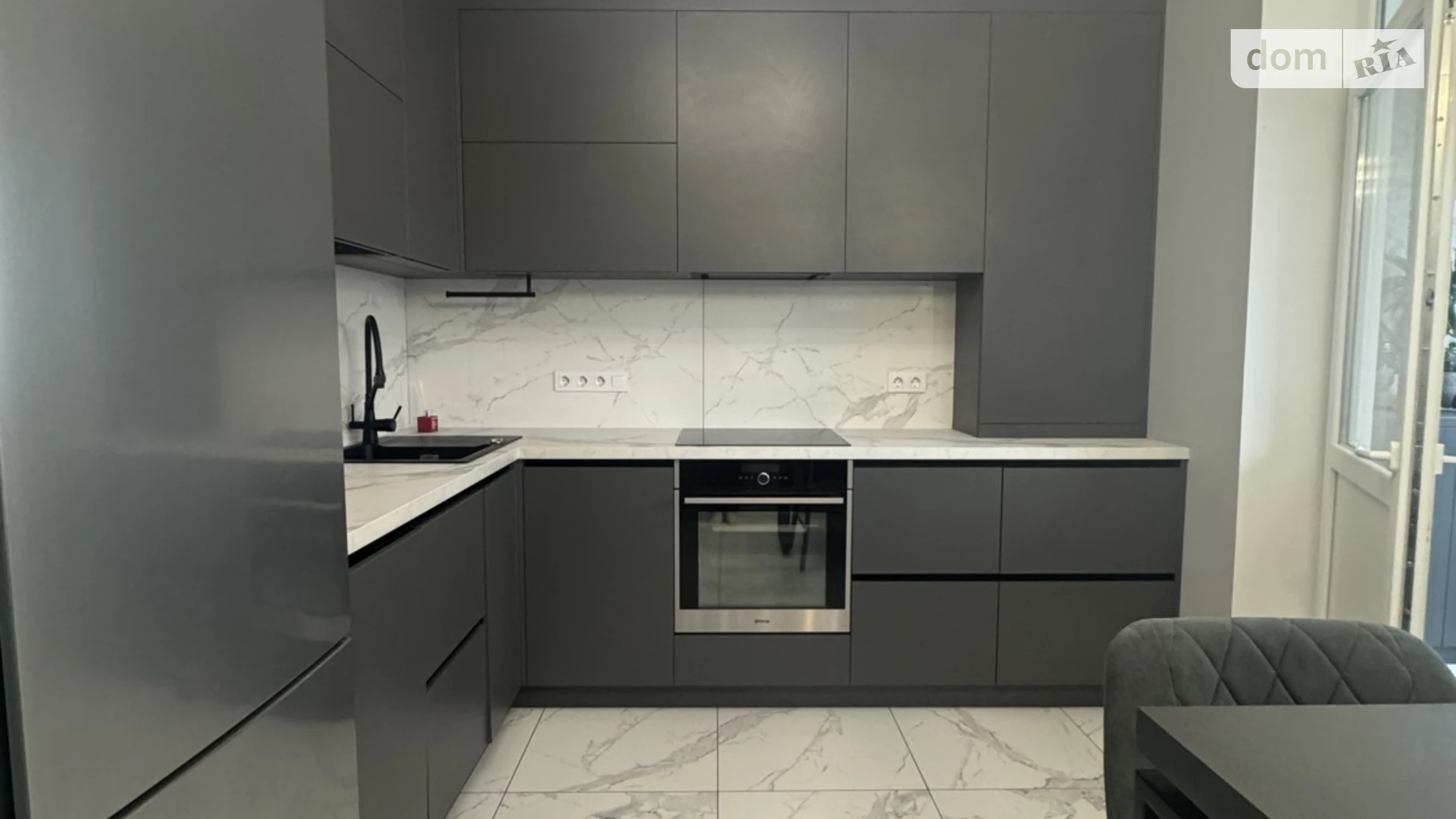 Продается 2-комнатная квартира 63 кв. м в Вишневом, ул. Святошинская, 60 - фото 2