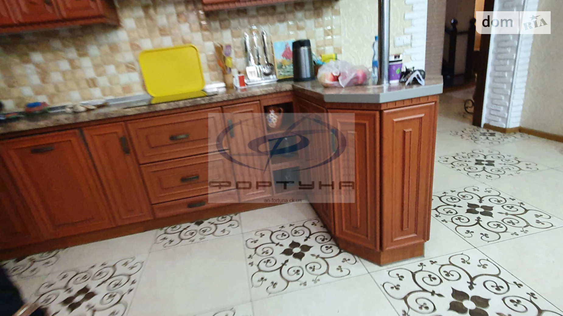 Продается дом на 2 этажа 243 кв. м с верандой, цена: 320000 $ - фото 3