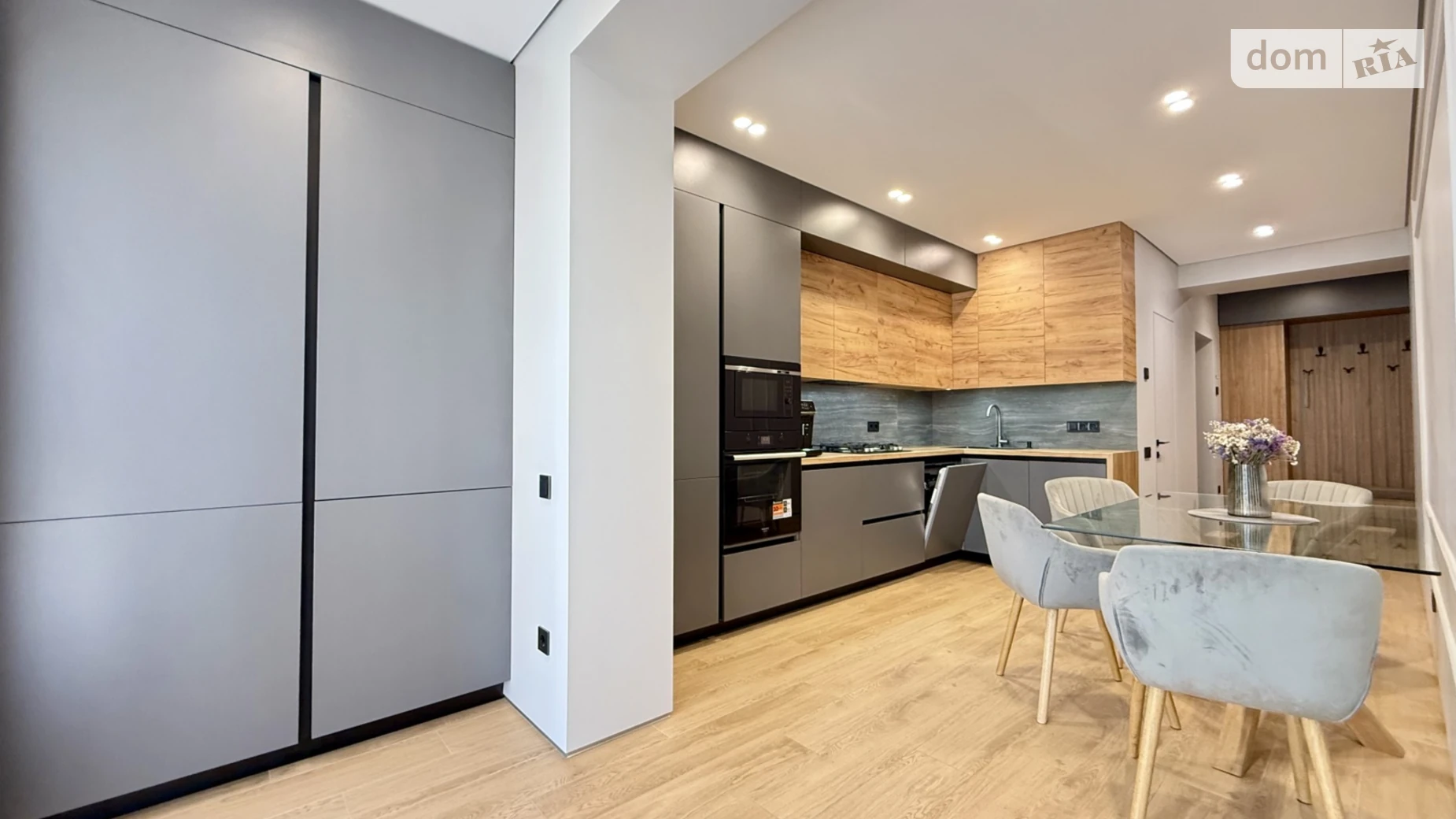 Продается 3-комнатная квартира 92 кв. м в Ровно, ул. Студенческая, 32 - фото 3