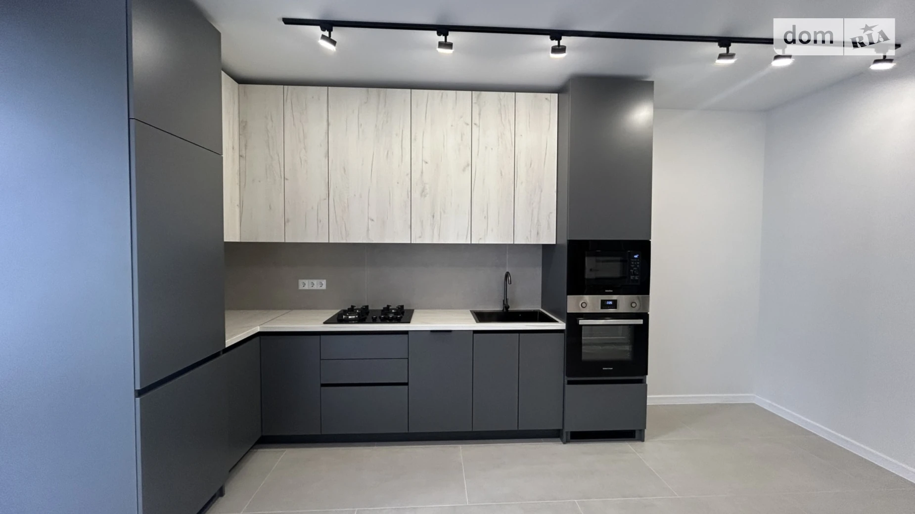 Продається 2-кімнатна квартира 71.1 кв. м у Івано-Франківську, вул. Княгинин - фото 4