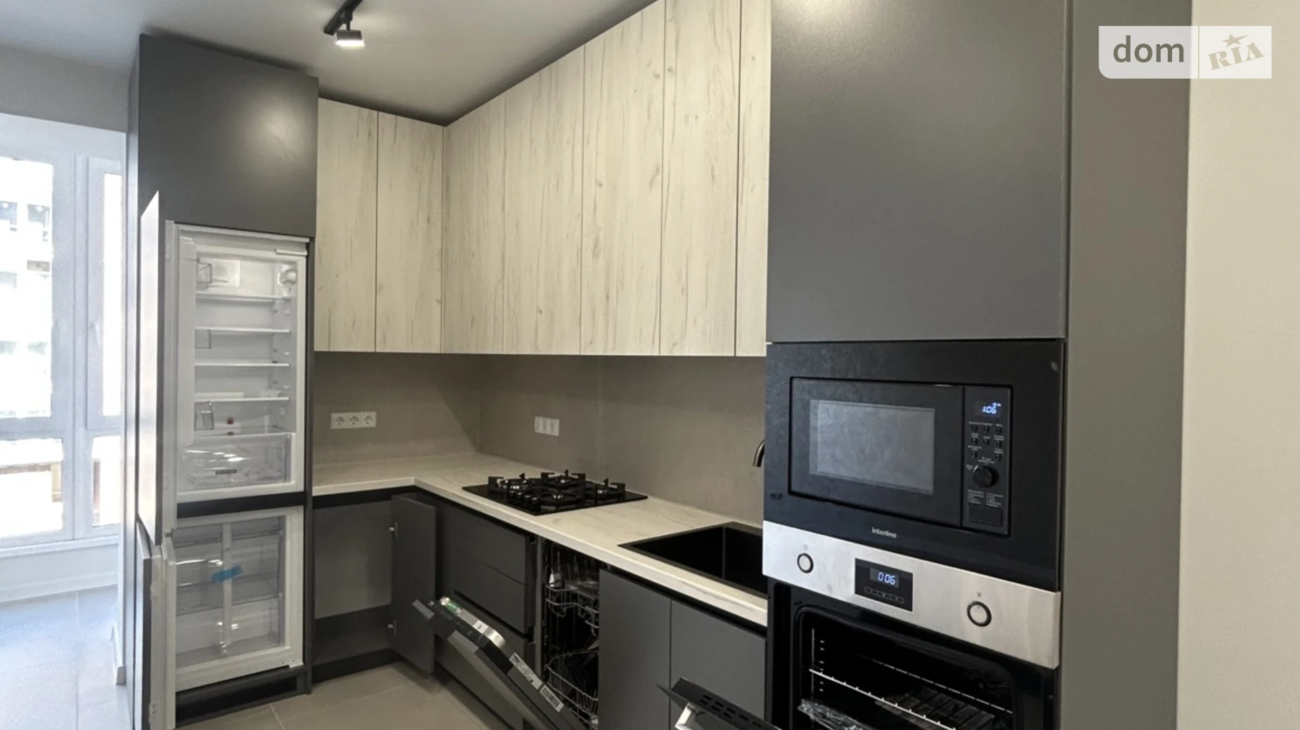 Продається 2-кімнатна квартира 71.1 кв. м у Івано-Франківську, вул. Княгинин - фото 2