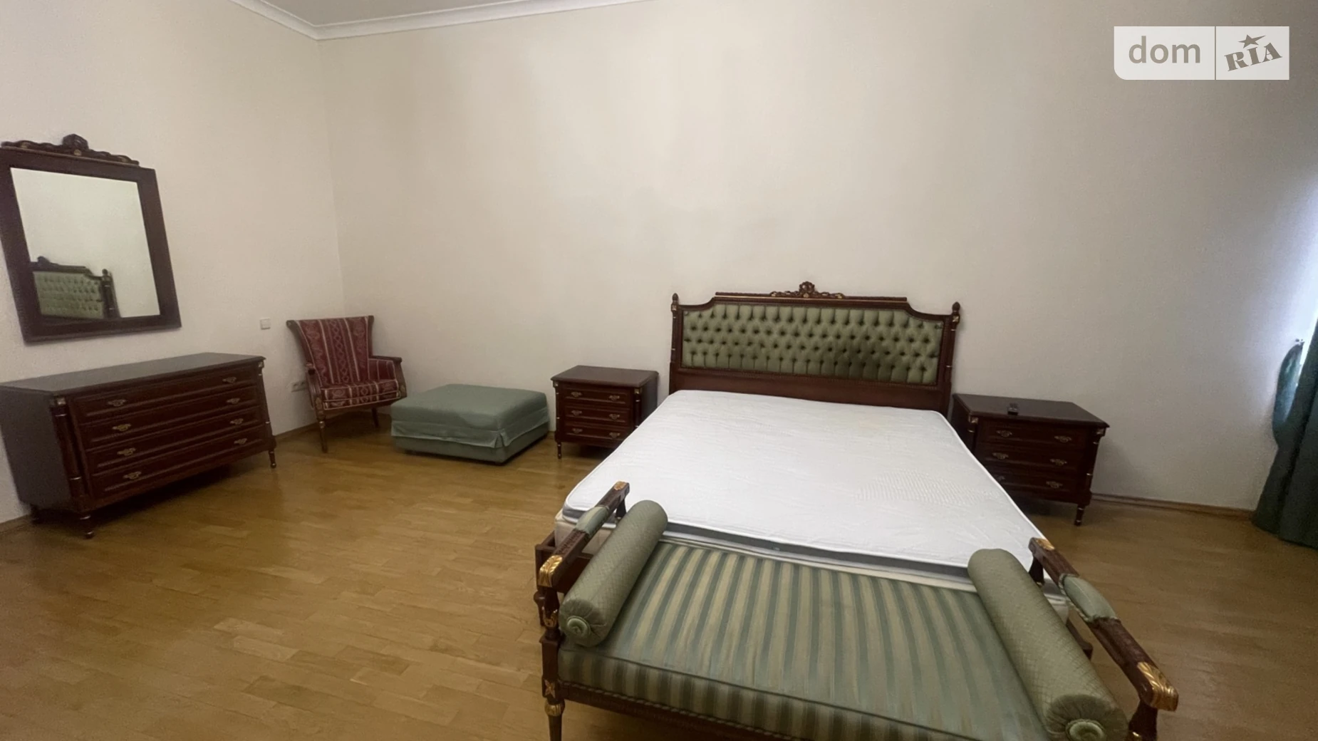 Сдается в аренду 2-комнатная квартира 121.4 кв. м в Киеве, ул. Крещатик, 15 - фото 2