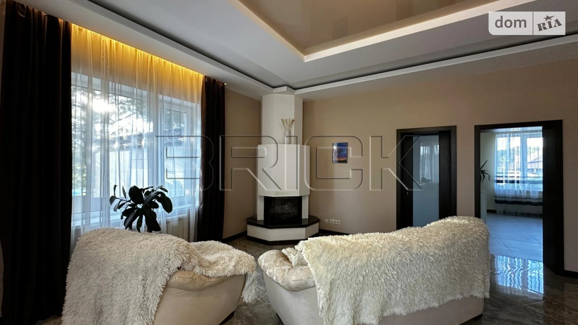 Продается дом на 2 этажа 280 кв. м с бассейном, цена: 245000 $ - фото 5