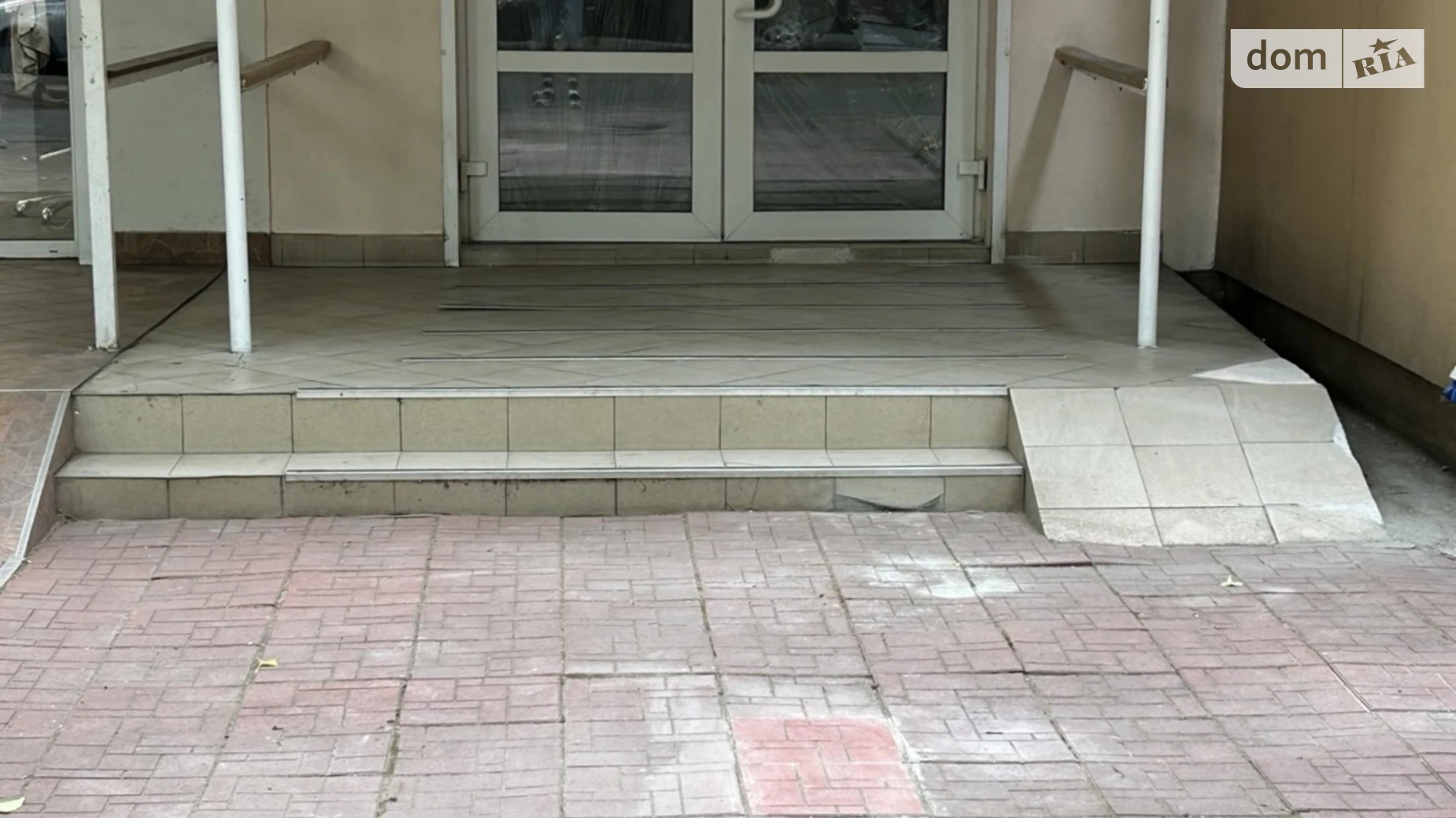 Сдается в аренду помещения свободного назначения 50 кв. м в 5-этажном здании, цена: 25000 грн - фото 2
