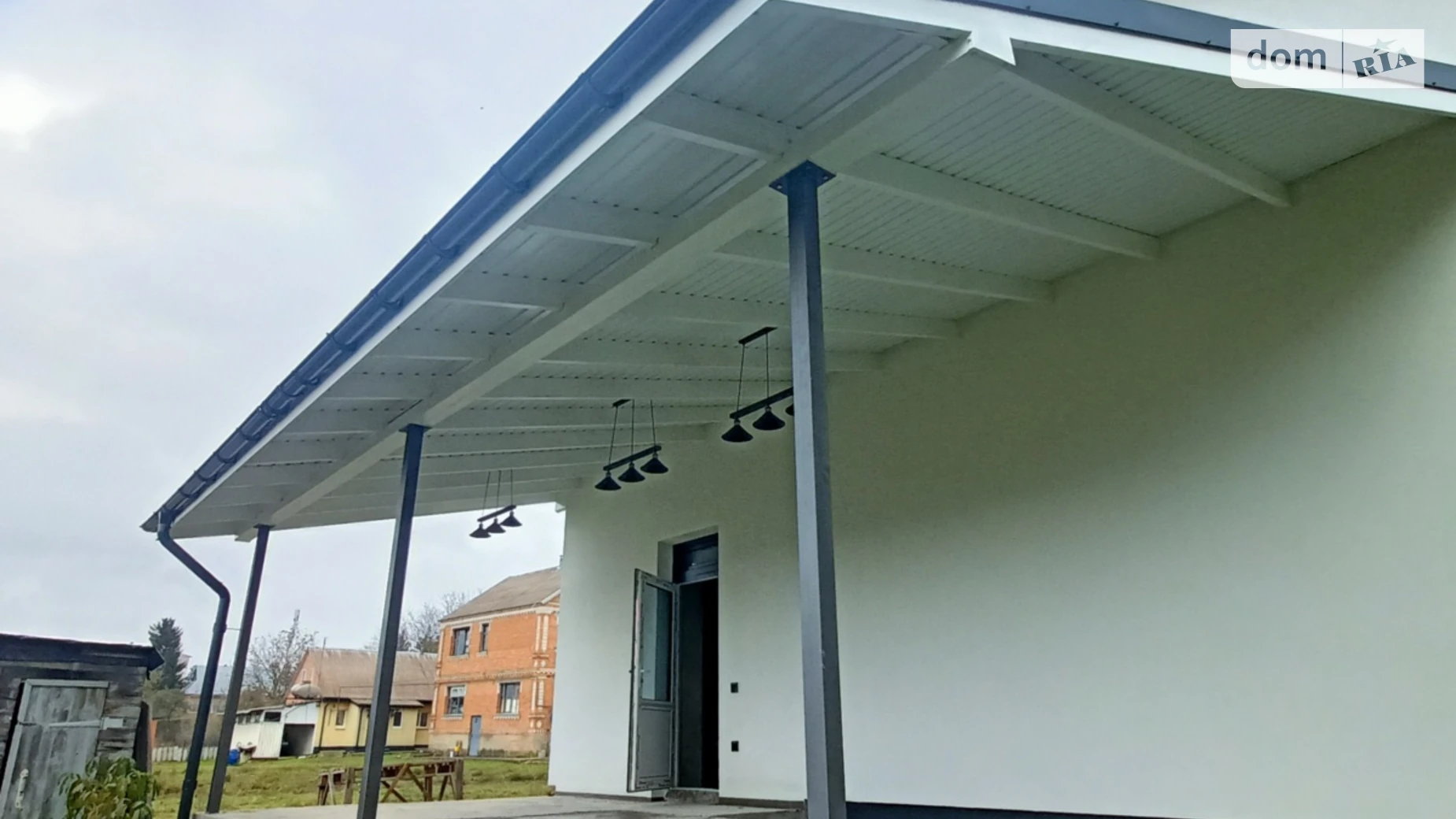 Продается дом на 2 этажа 230 кв. м с верандой, цена: 136000 $ - фото 4