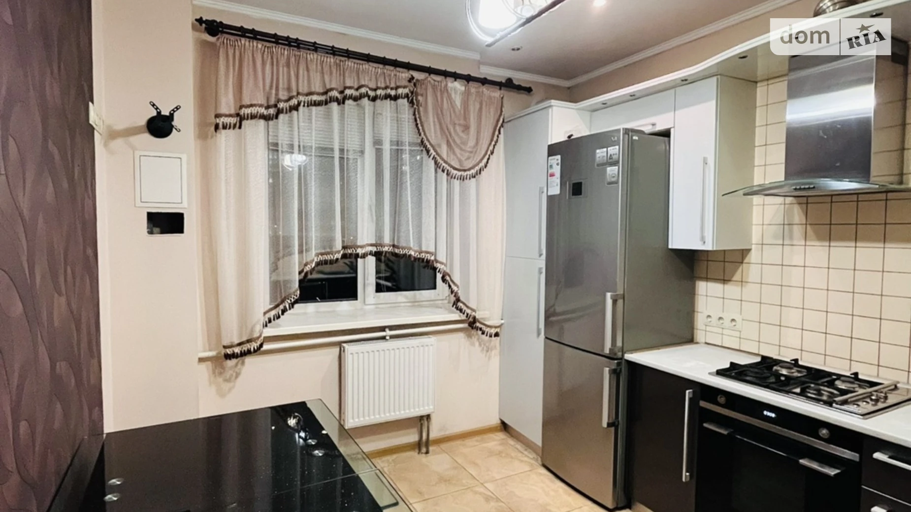 Продается 2-комнатная квартира 57 кв. м в, цена: 72000 $ - фото 2
