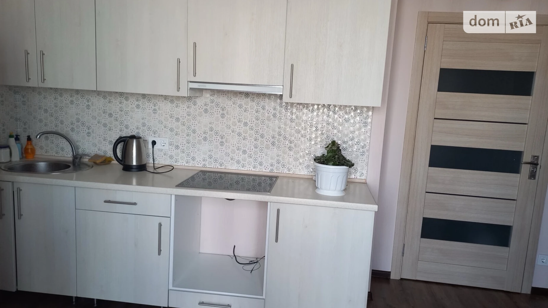 Продается 1-комнатная квартира 29 кв. м в Авангарде, ул. Василия Спрейса, 13 - фото 2