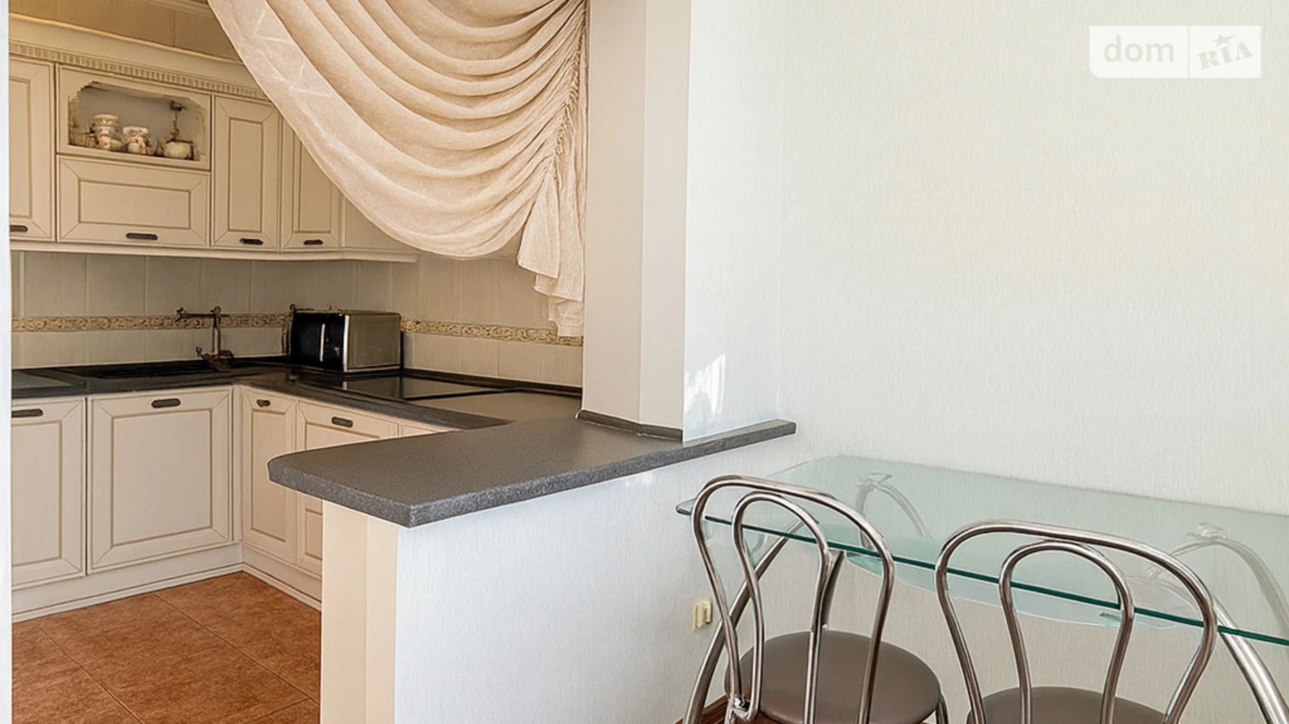 Продается 3-комнатная квартира 81.15 кв. м в Киеве, ул. Анны Ахматовой, 15 - фото 2