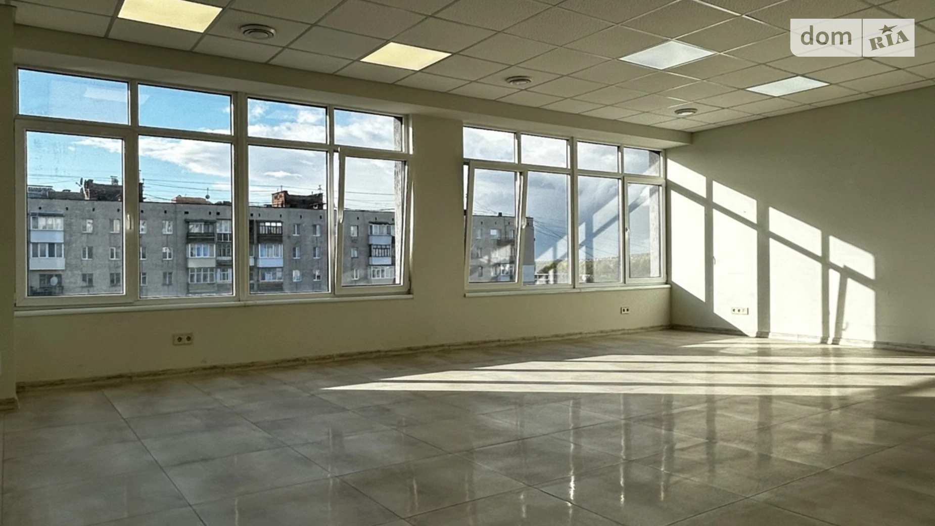 Сдается в аренду офис 53.6 кв. м в бизнес-центре, цена: 10000 грн - фото 4