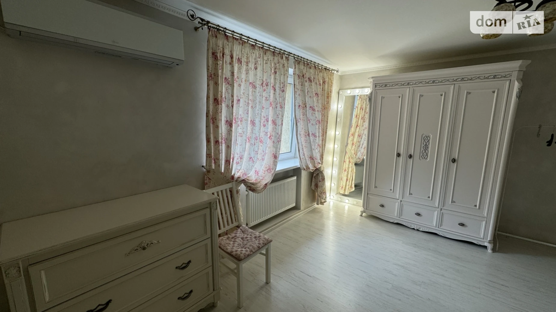 Продается 1-комнатная квартира 40.4 кв. м в Николаеве, ул. Космонавтов, 66А - фото 2