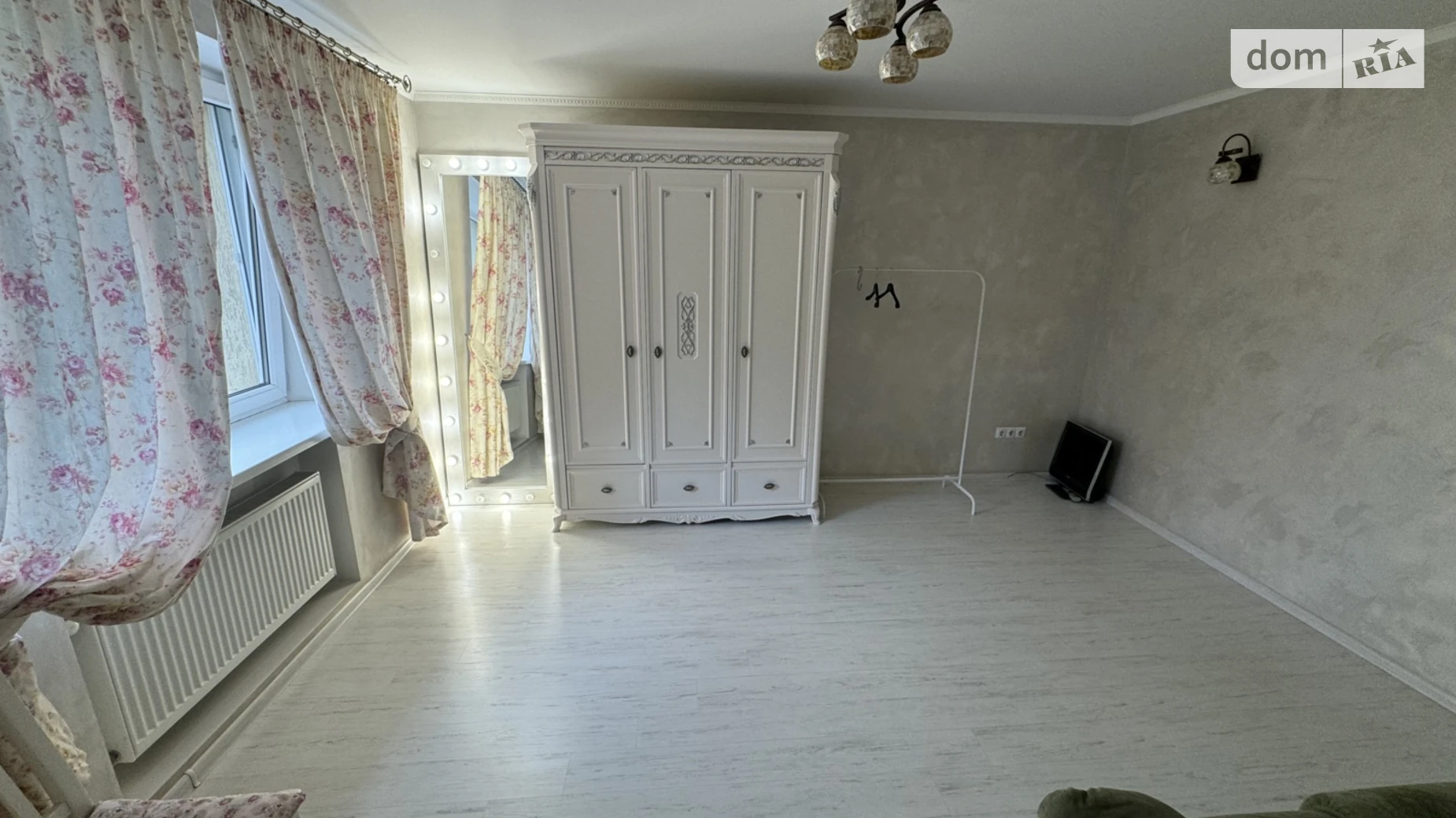 Продается 1-комнатная квартира 40.4 кв. м в Николаеве, ул. Космонавтов, 66А - фото 3