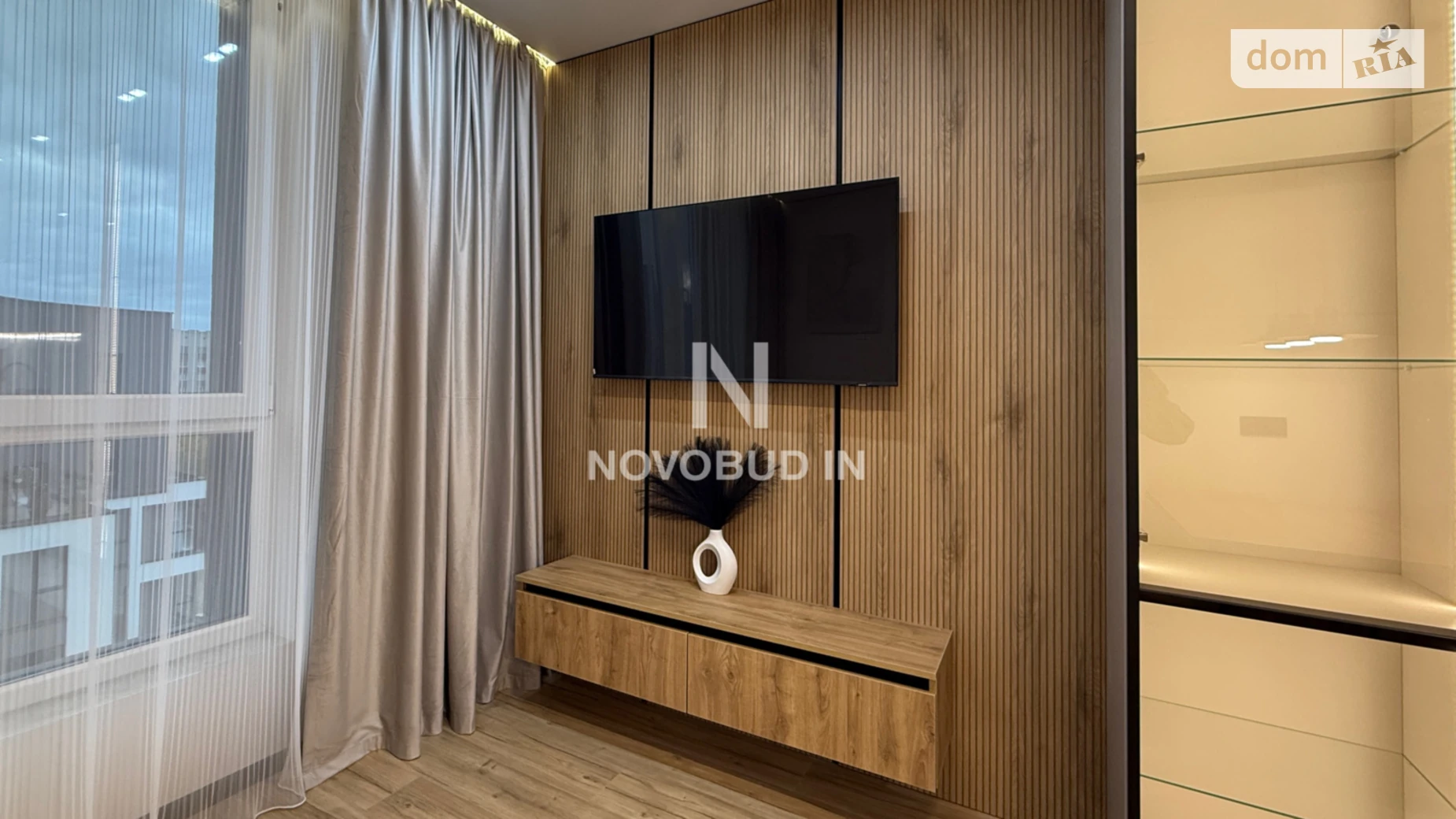 Продается 1-комнатная квартира 36 кв. м в Львове, ул. Пасечная - фото 2