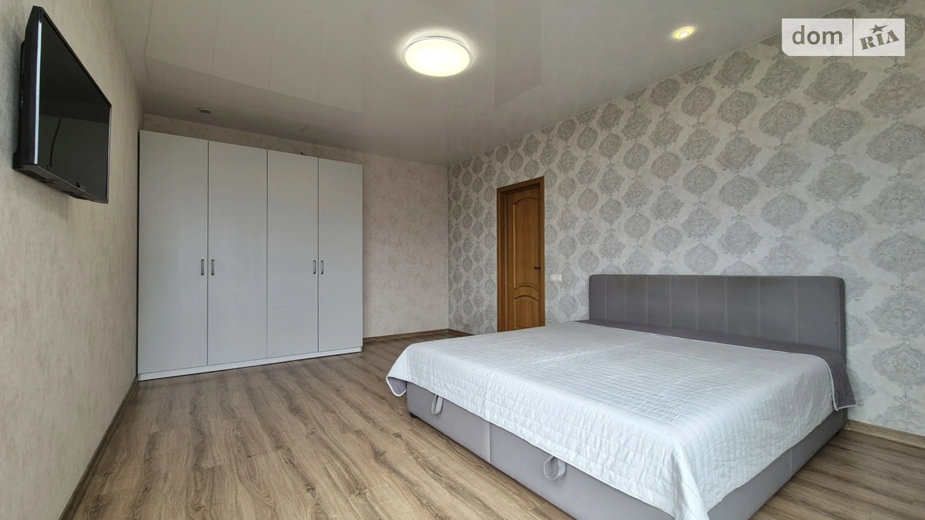 Продается 1-комнатная квартира 49.8 кв. м в Киеве, ул. Юрия Поправки(Николая Лебедева), 4/39А - фото 3