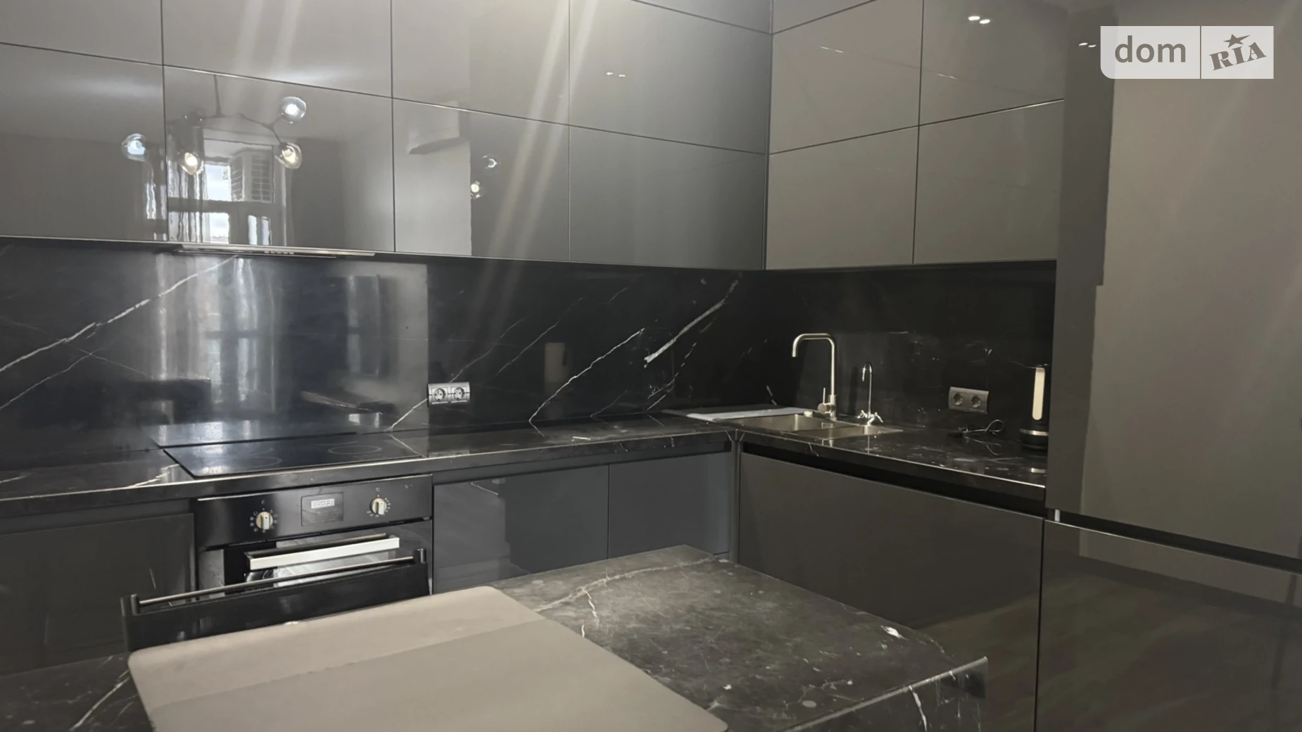 Сдается в аренду 2-комнатная квартира 55 кв. м в Киеве, ул. Маккейна Джона, 7 - фото 2