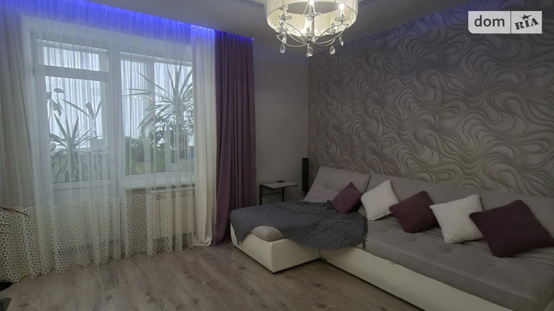 Сдается в аренду 3-комнатная квартира 78 кв. м в Ивано-Франковске, ул. Стрельцов Сечевых, 76Б - фото 2