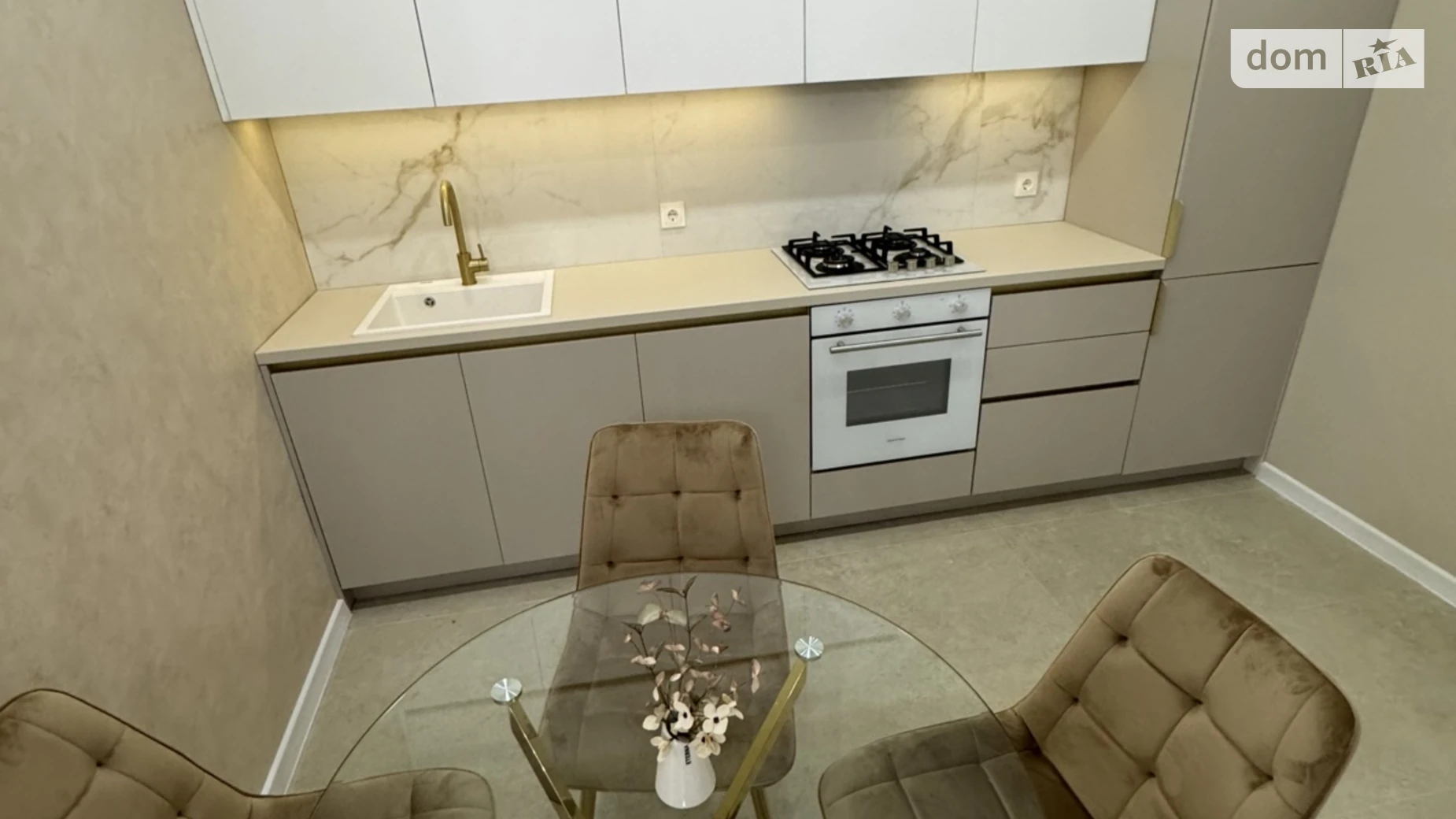 2-комнатная квартира 62 кв. м в Тернополе, ул. Киевская, 8В - фото 3