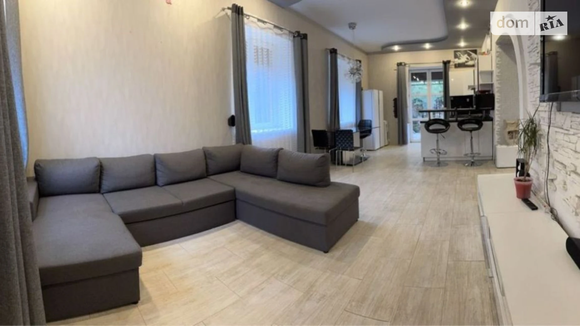 Сдается в аренду дом на 2 этажа 150 кв. м с бассейном, цена: 45000 грн - фото 3