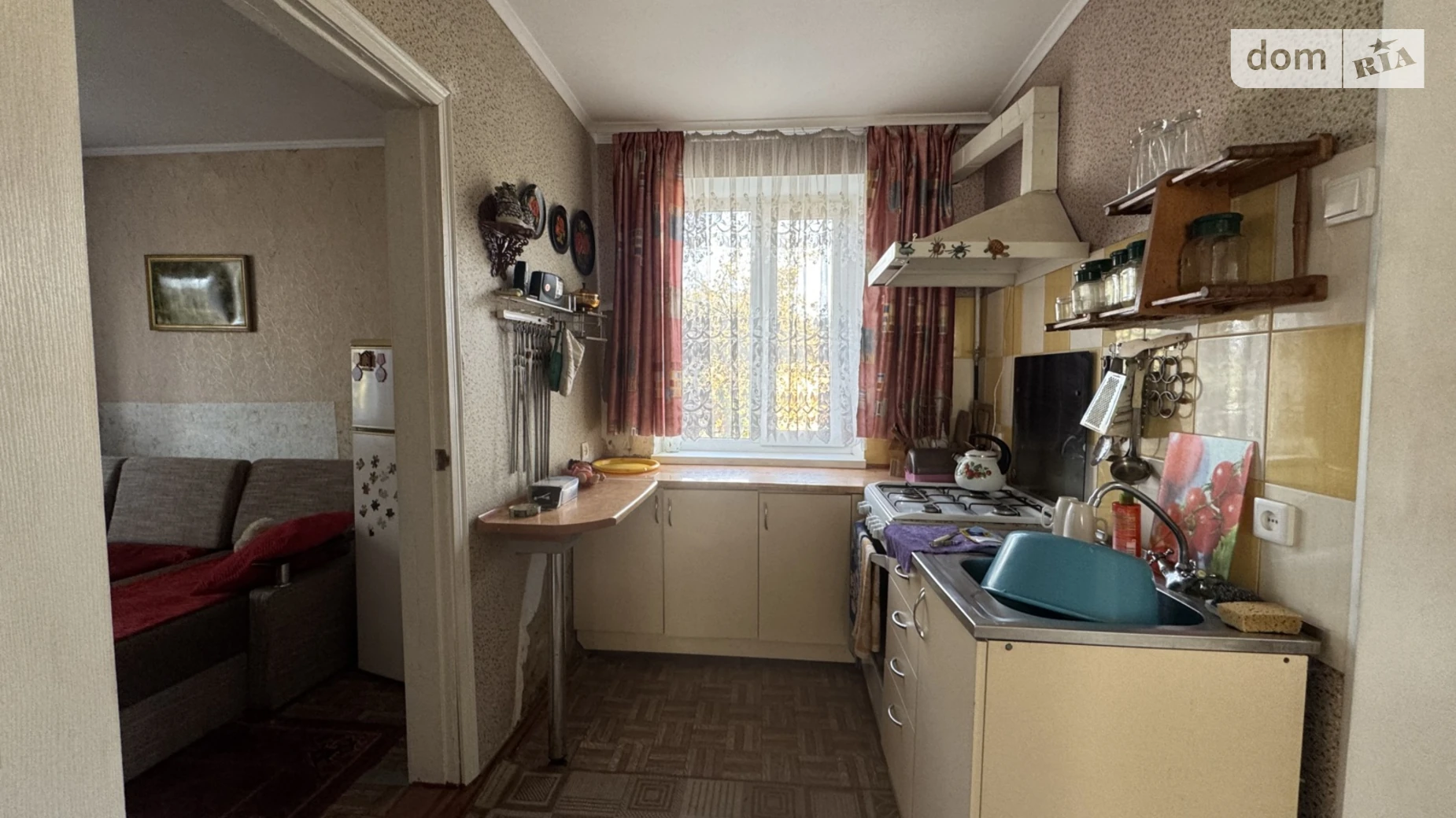 Продается дом на 2 этажа 37 кв. м с бассейном, цена: 45000 $ - фото 4