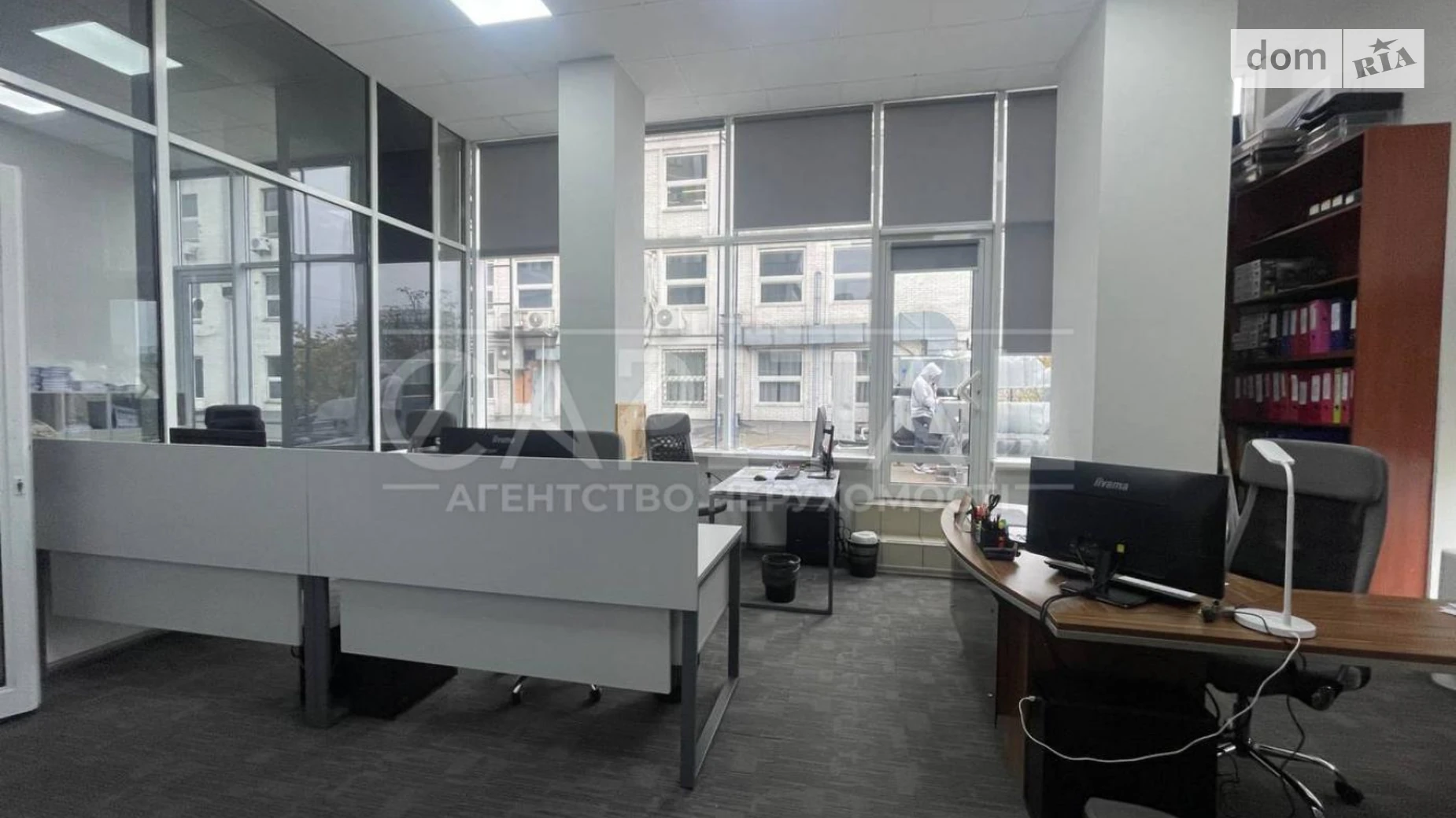 Сдается в аренду офис 120 кв. м в бизнес-центре, цена: 1200 $ - фото 2