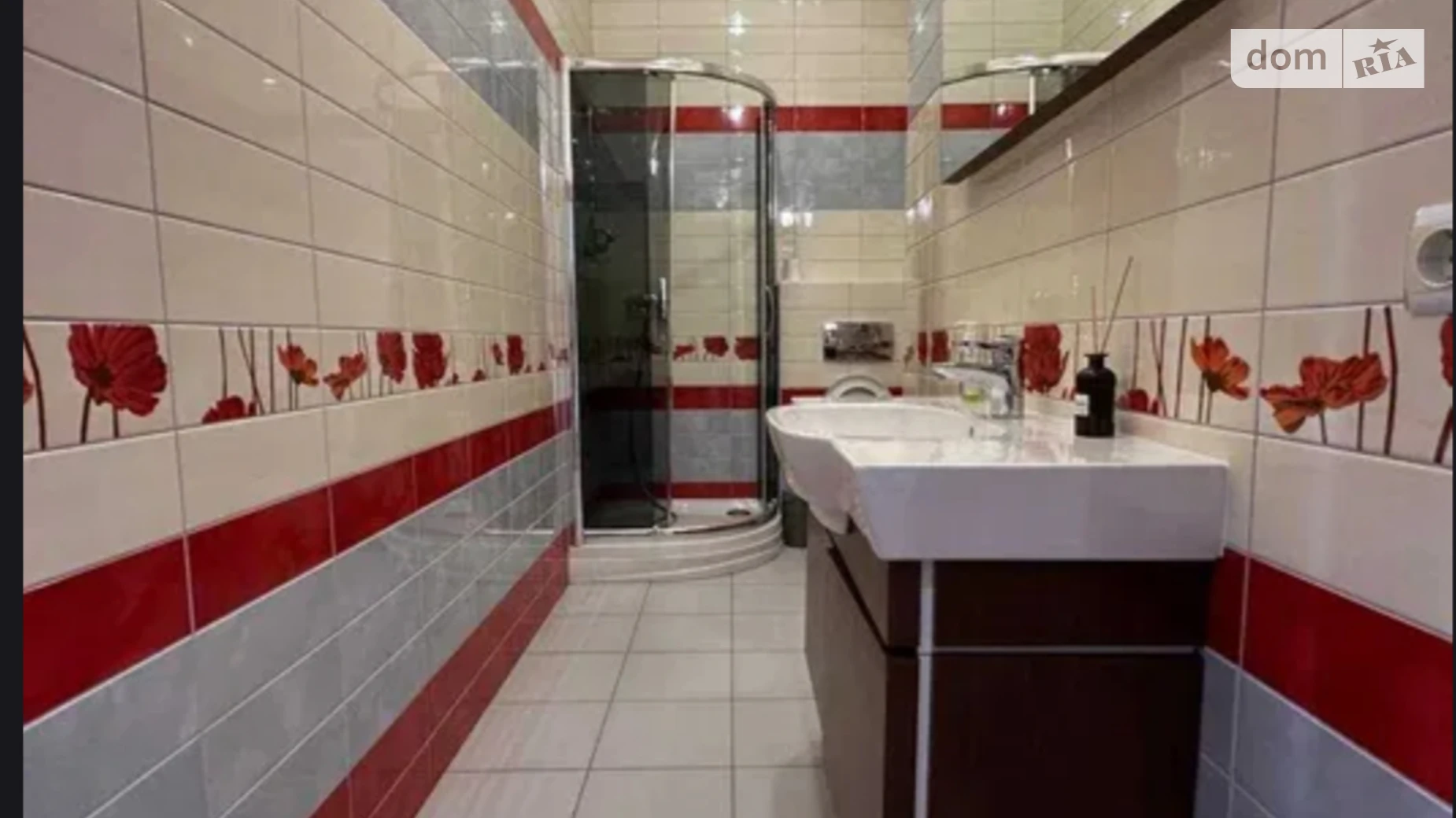 Продается дом на 2 этажа 322.5 кв. м с садом, цена: 220000 $ - фото 5