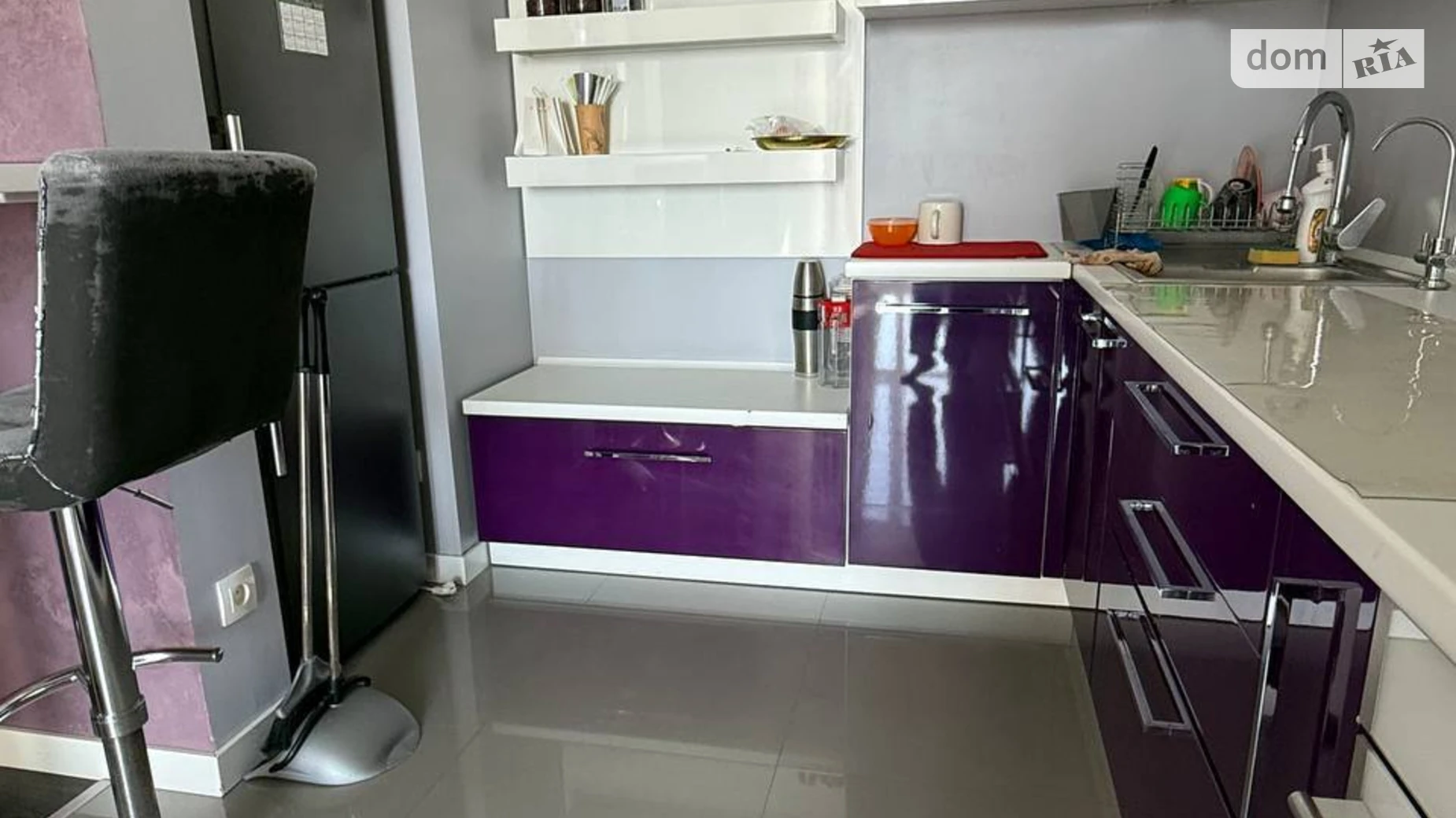 1-кімнатна квартира 50 кв. м у Тернополі, вул. Білогірська - фото 3