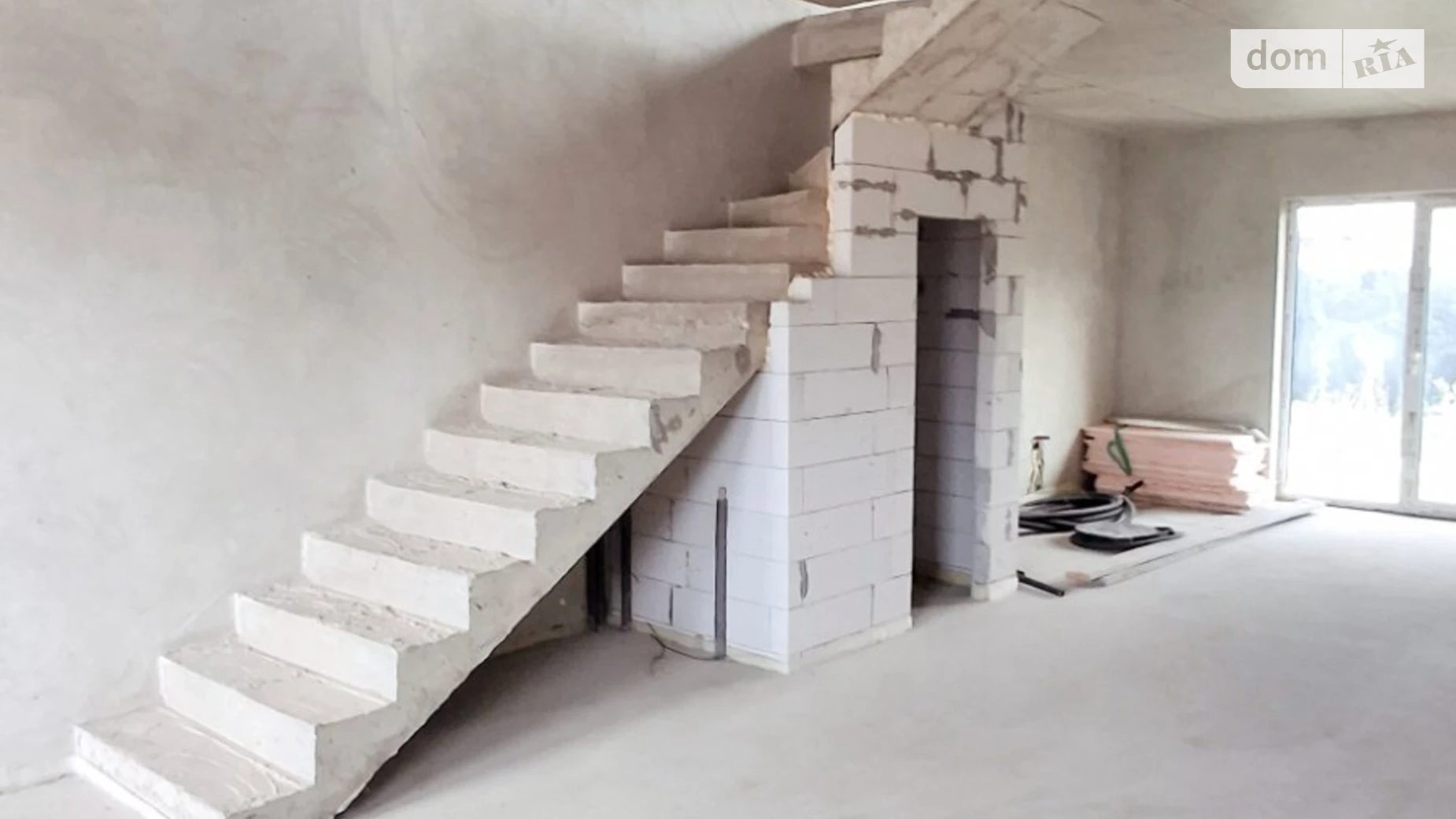 Продается дом на 2 этажа 108 кв. м с садом, цена: 75000 $ - фото 2