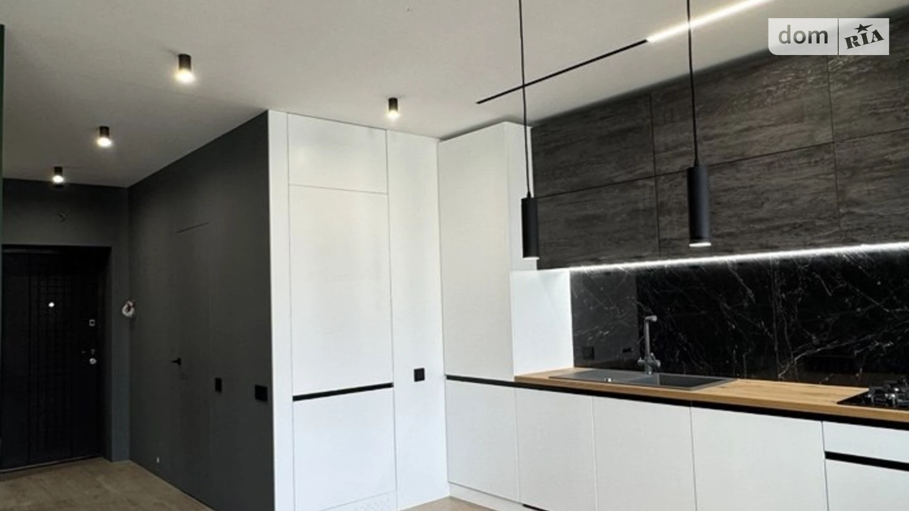 Продается 1-комнатная квартира 54.5 кв. м в Брюховичах, ул. Львовская - фото 3